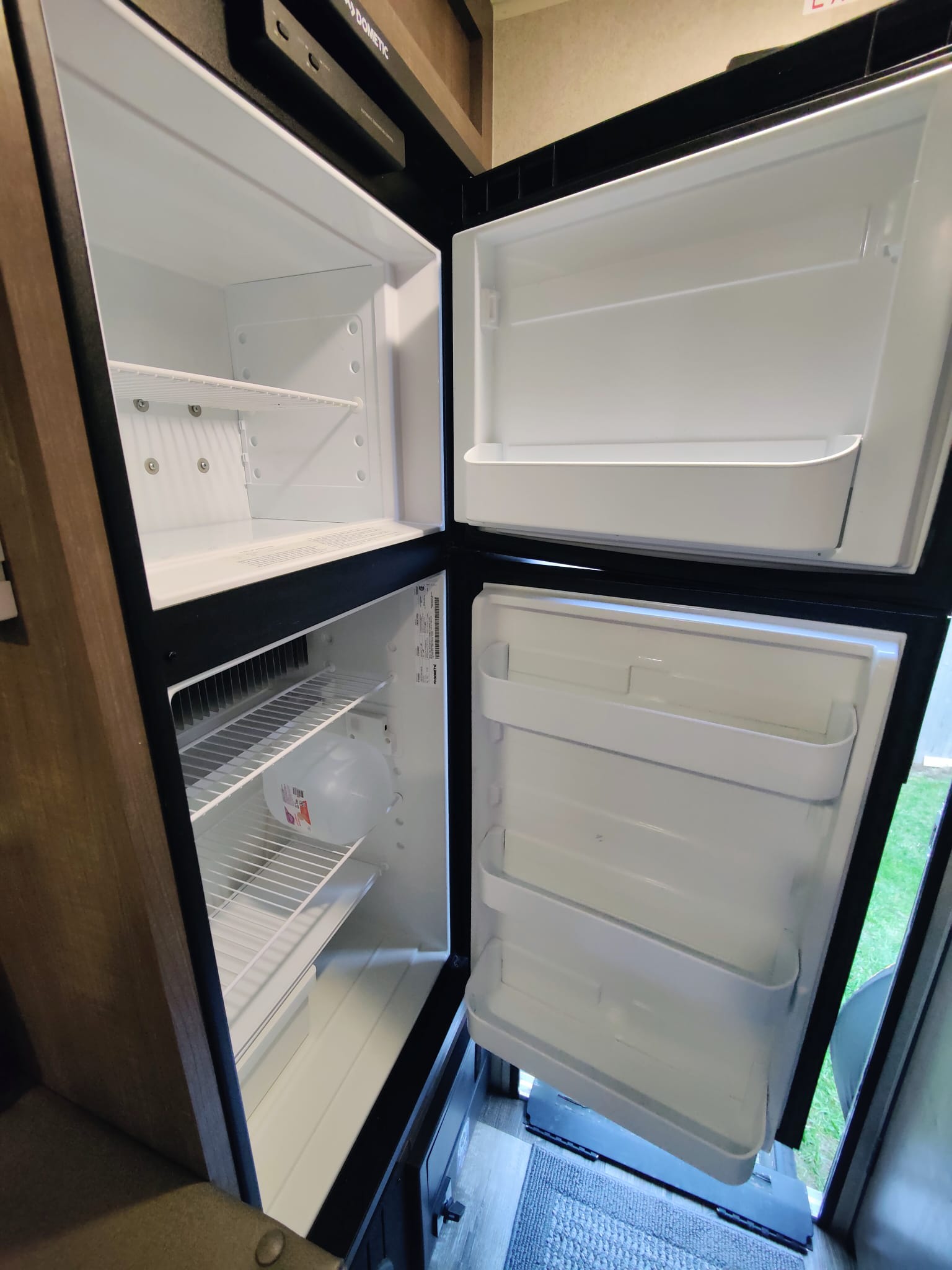 Private Camper/RV w/ Full Hookups in Omaha, NE
