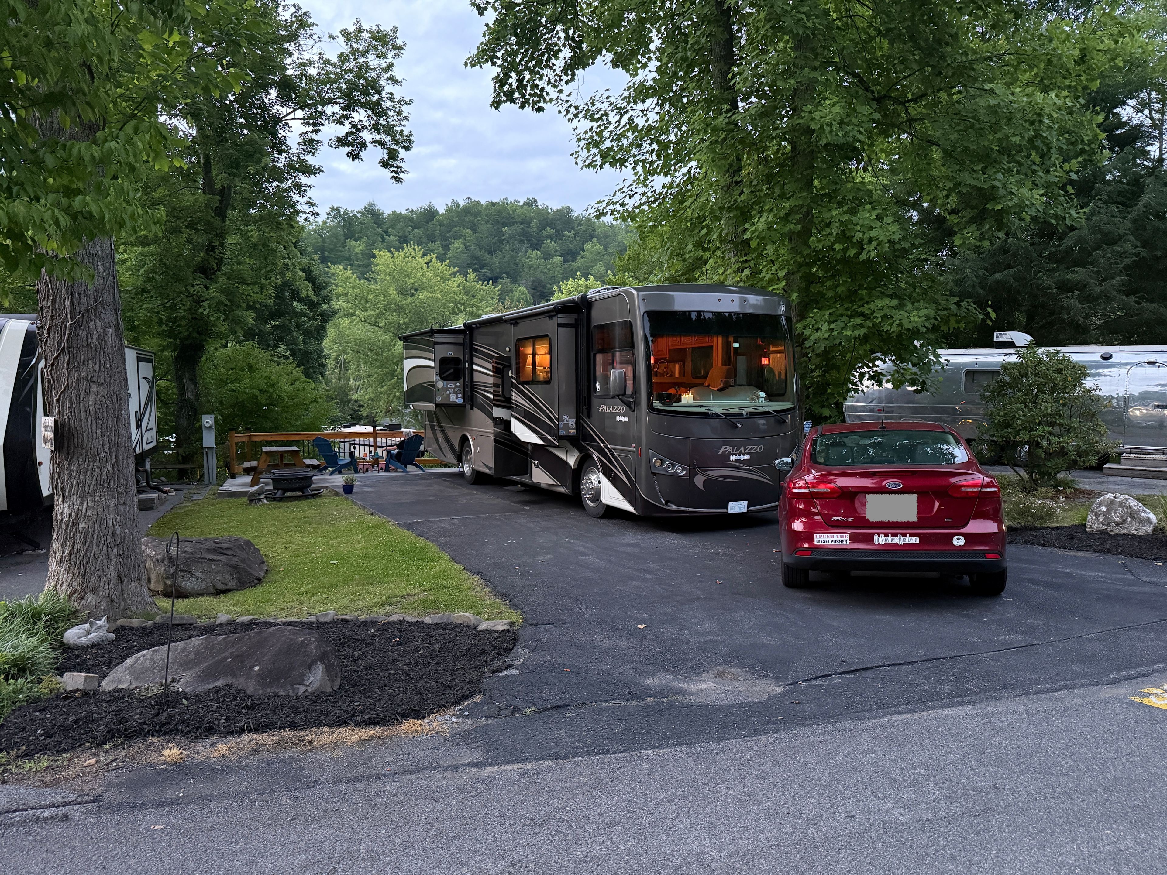 Gatlinburg Vibes RV Camping