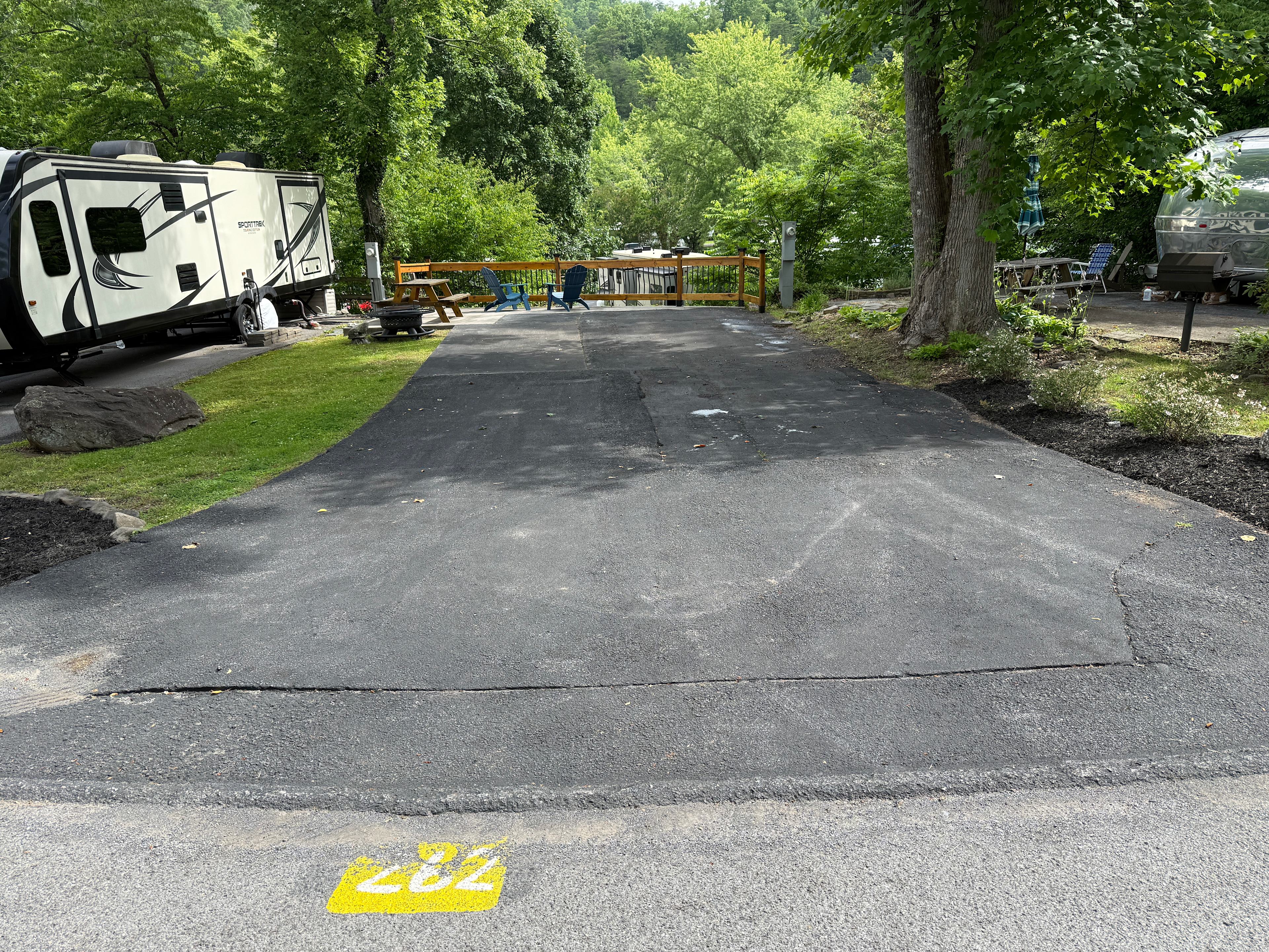 Gatlinburg Vibes RV Camping