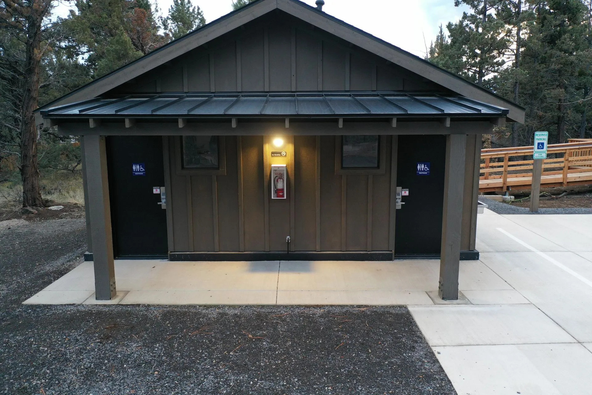 Roadhouse Ranch & Camp