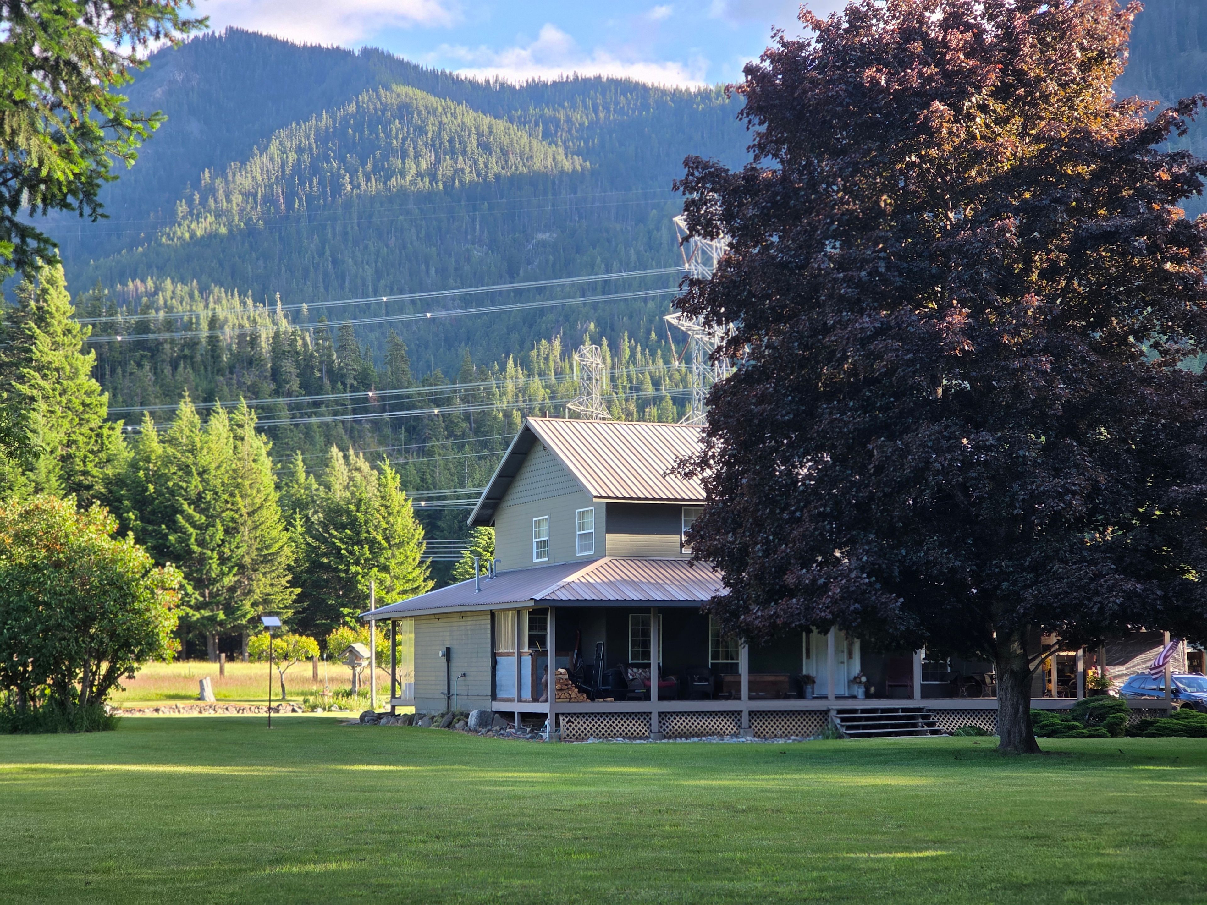 The Rustic Roost in the Meadow