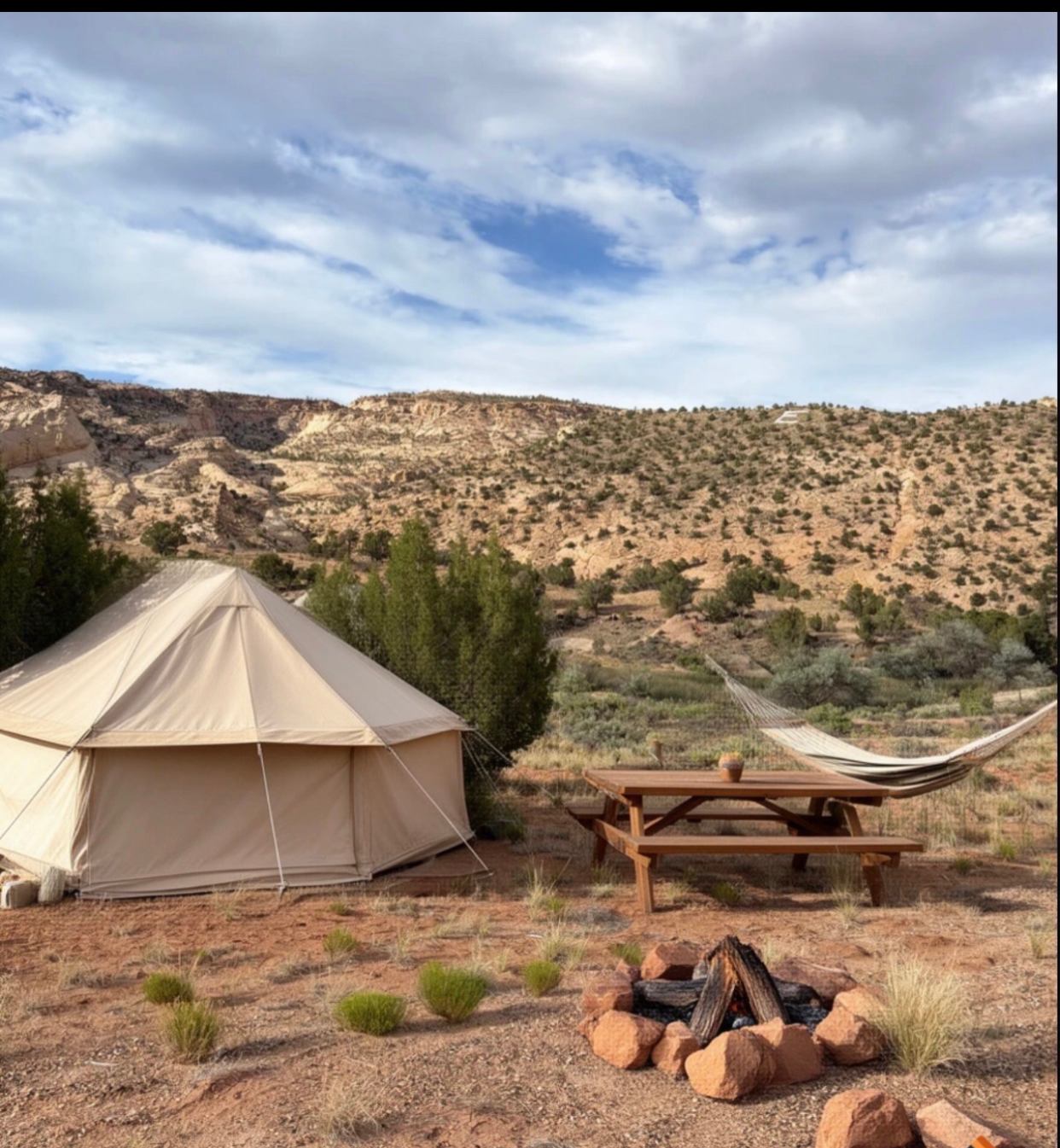 ON THE RED ROCKS IN ESCALANTE