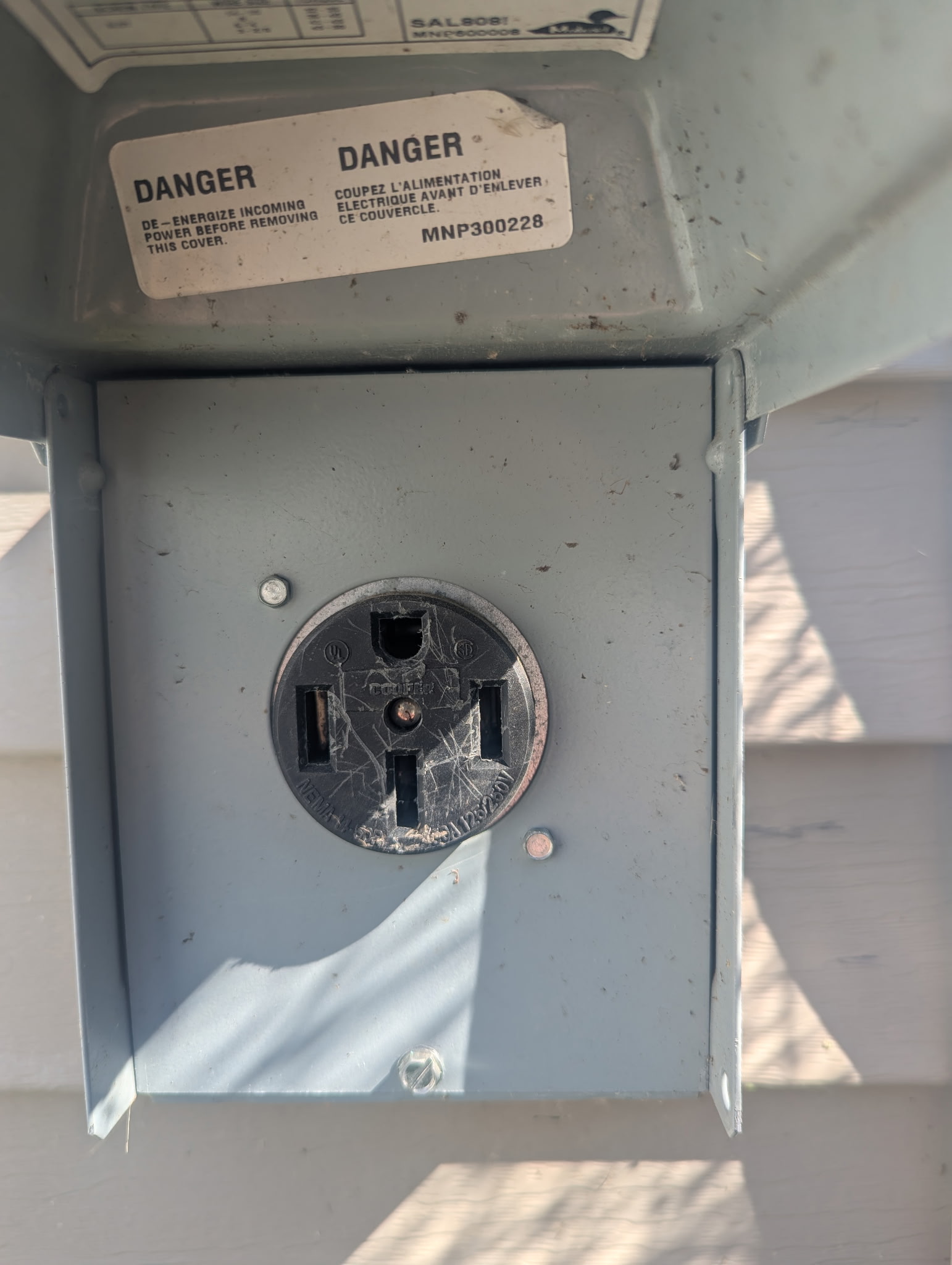Electric hookup