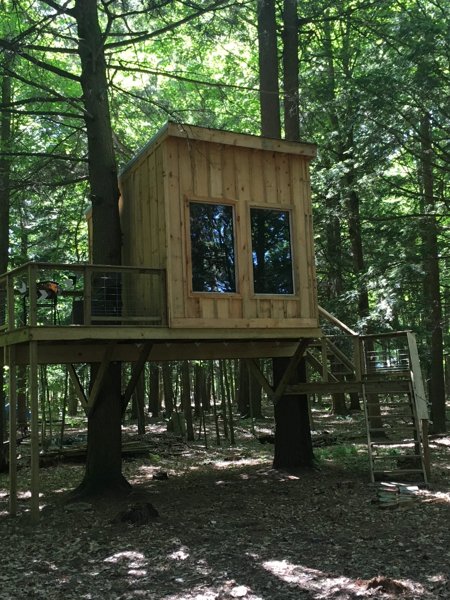 Dragon Trail Lake Access Treehouse