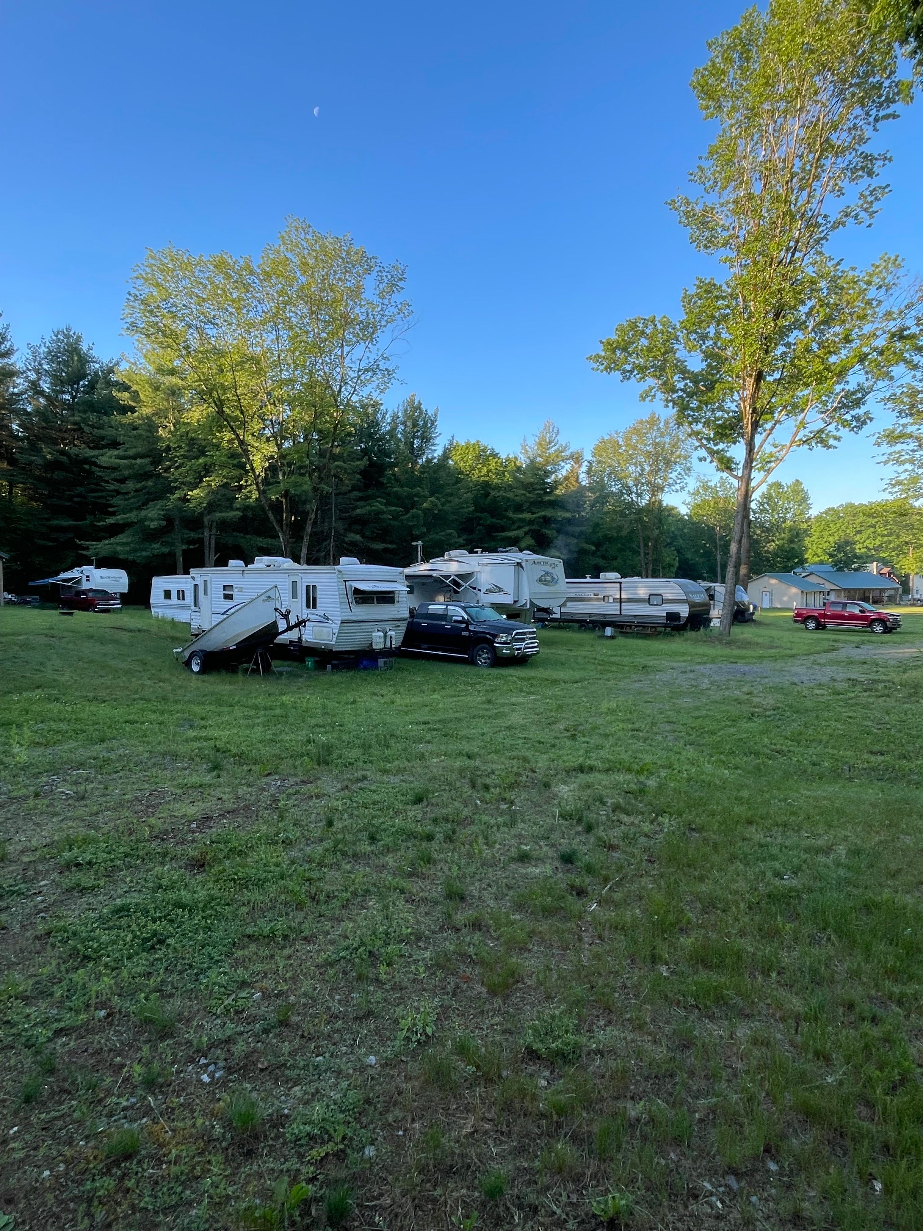 Mid-River Motel & Campground