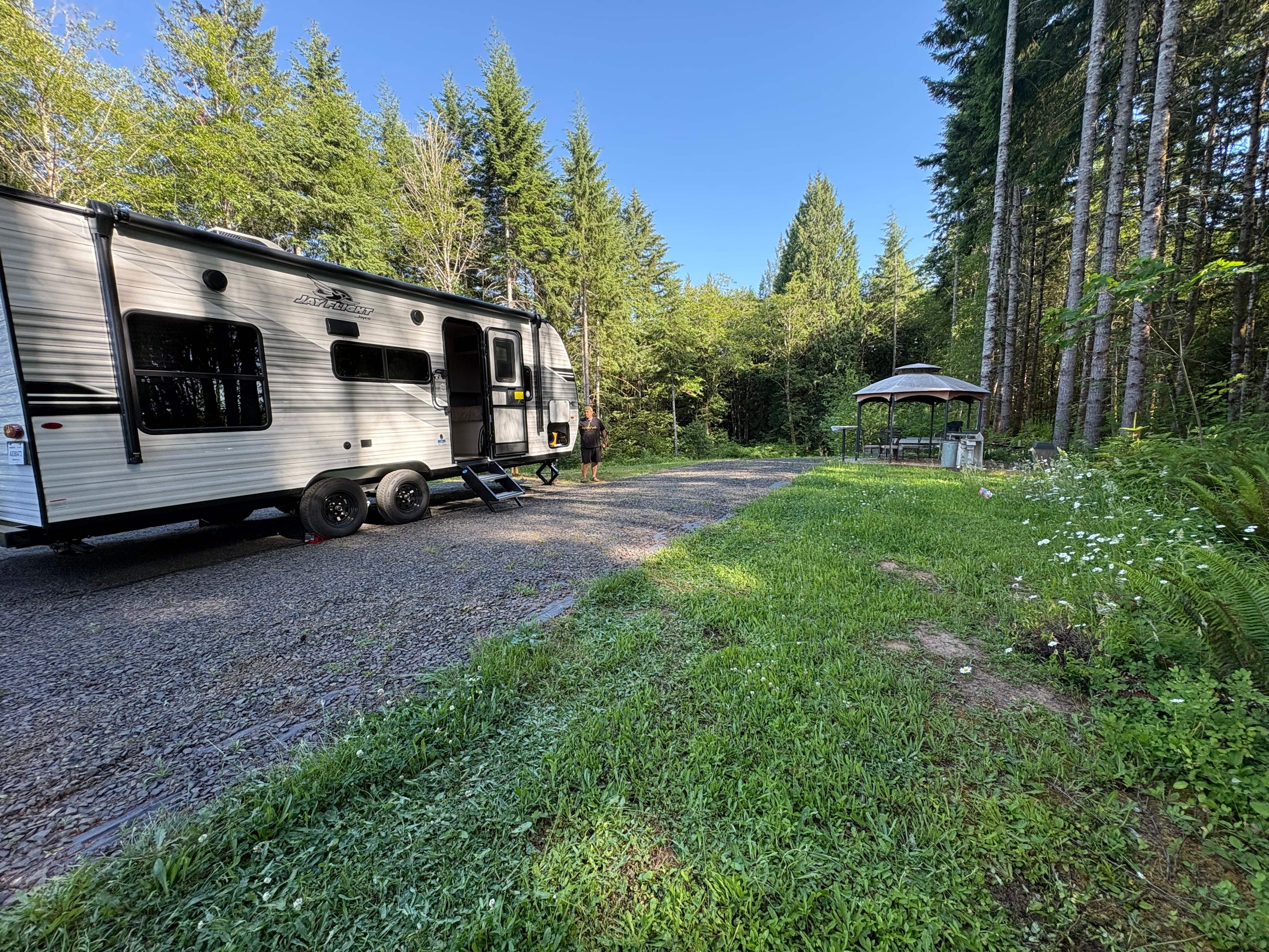 21’ Travel Trailer