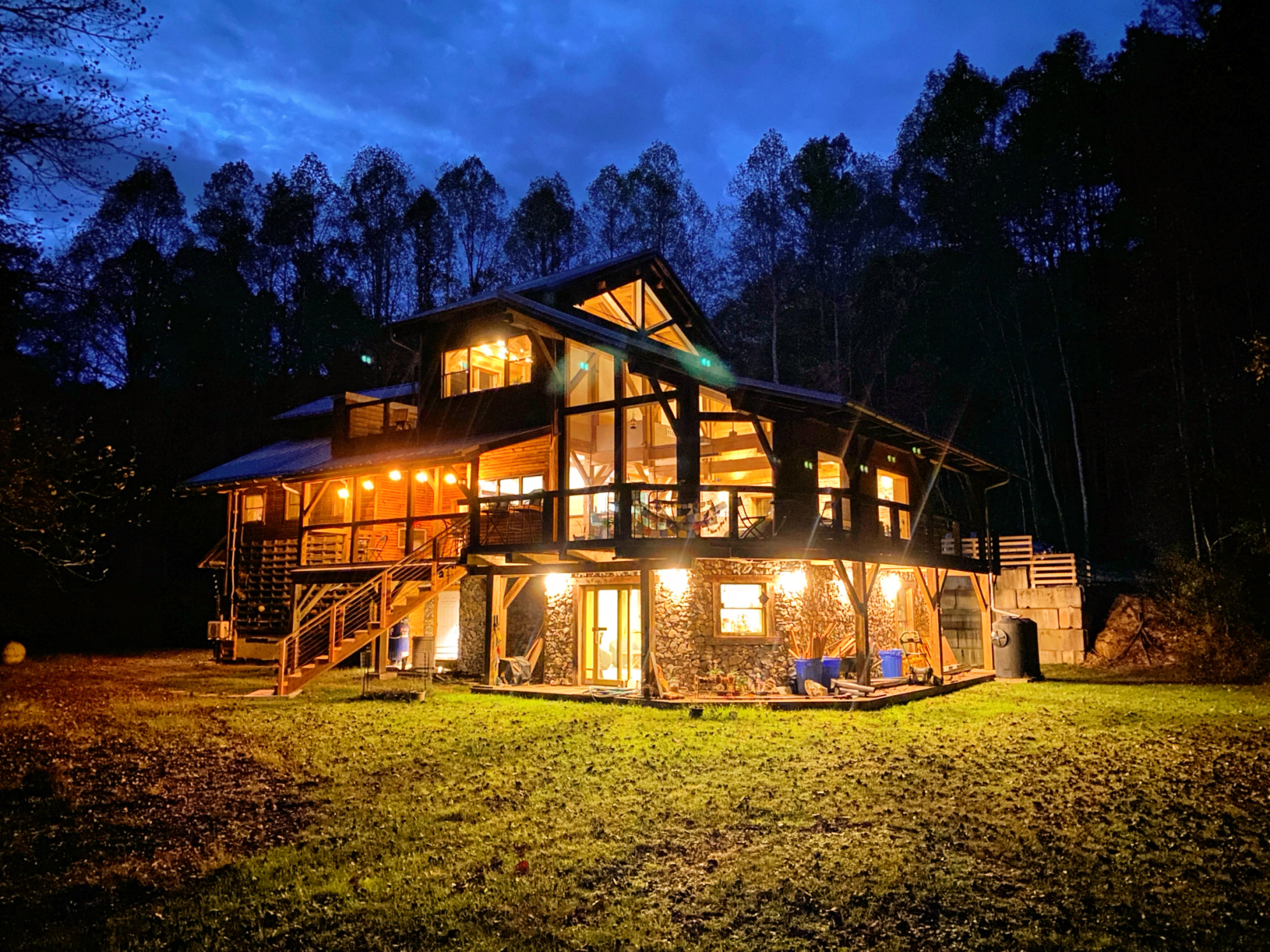 Arete Campground and Hostel