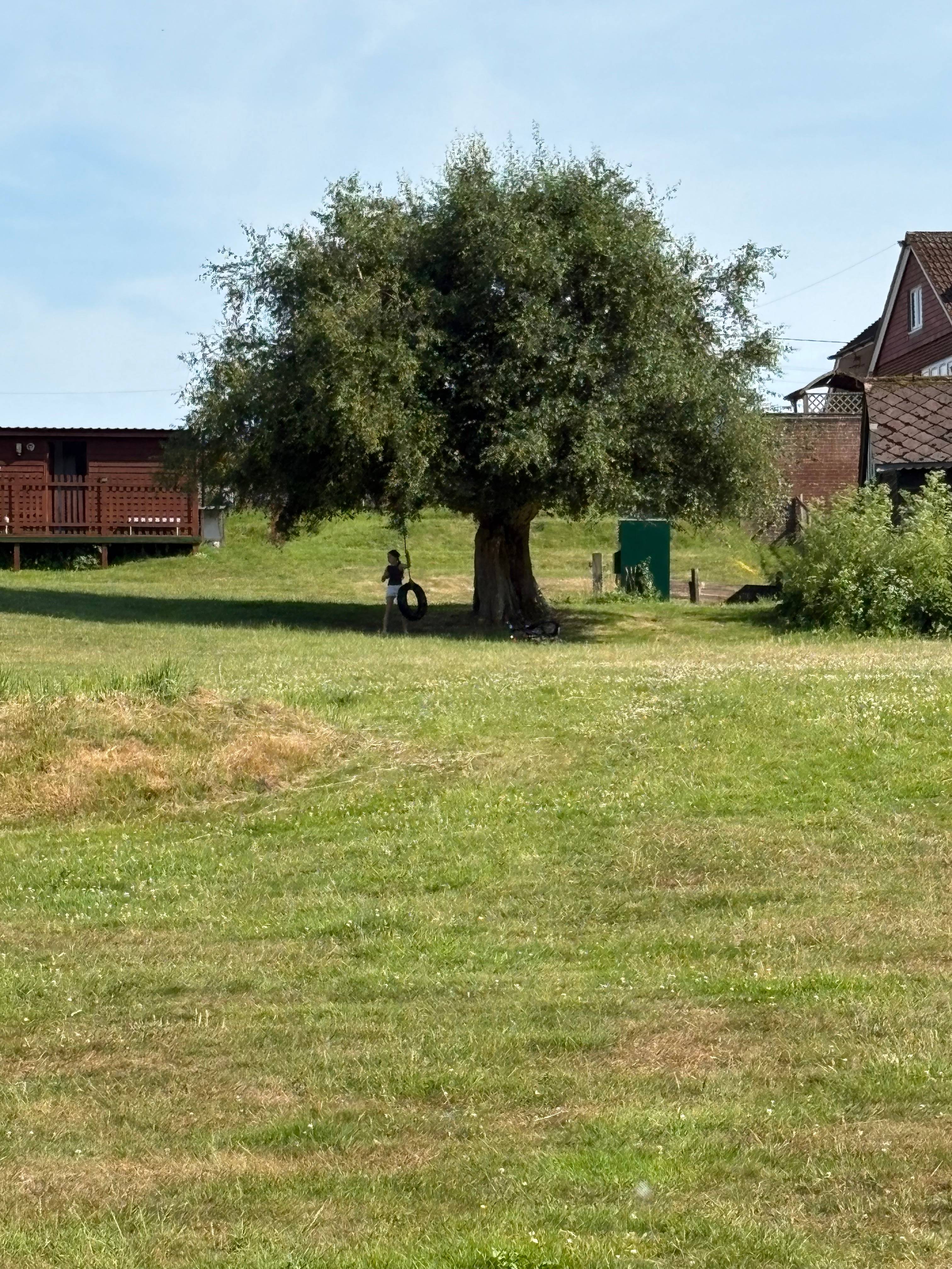Oak Valley Lodges & Camping