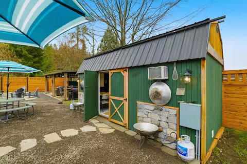 Unique Tiny Home Village