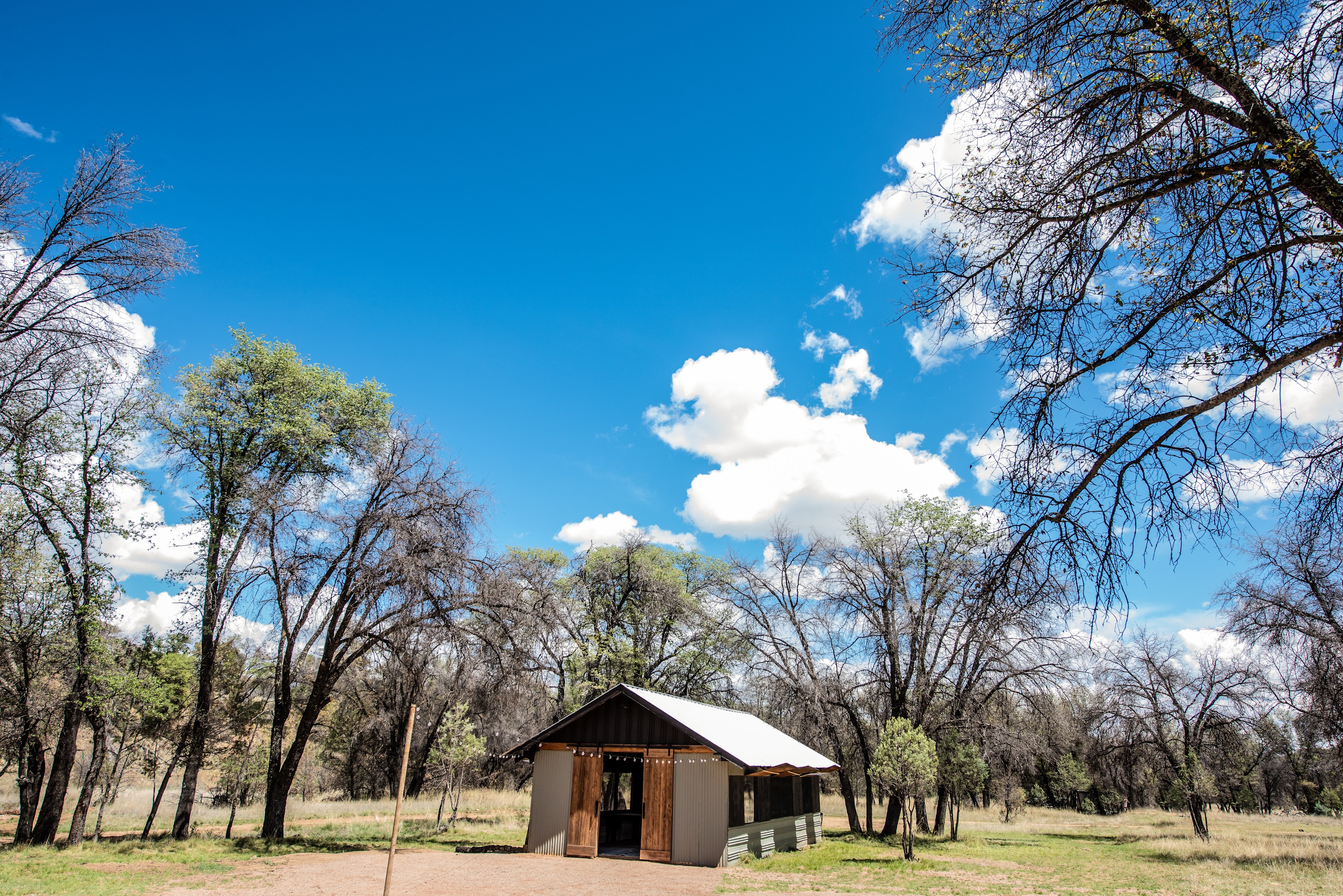 Apache Oaks Private Camp & Lodge