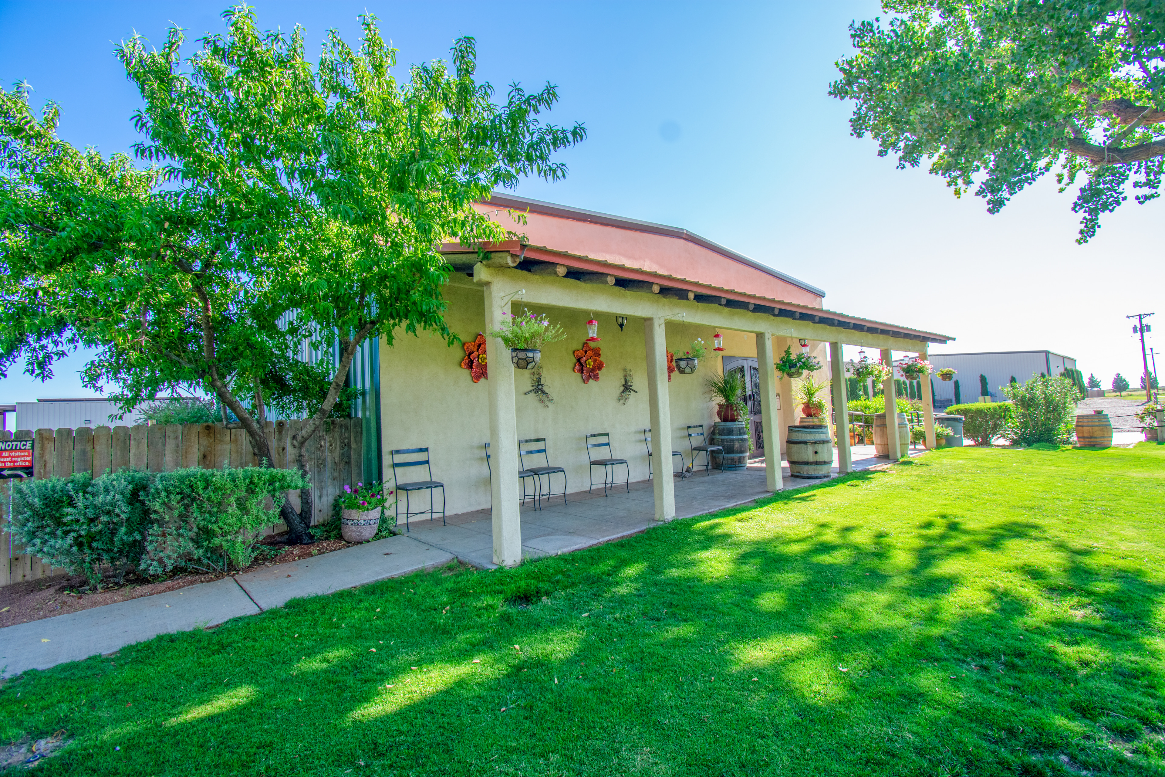 D.H. Lescombes Winery & Tasting Room