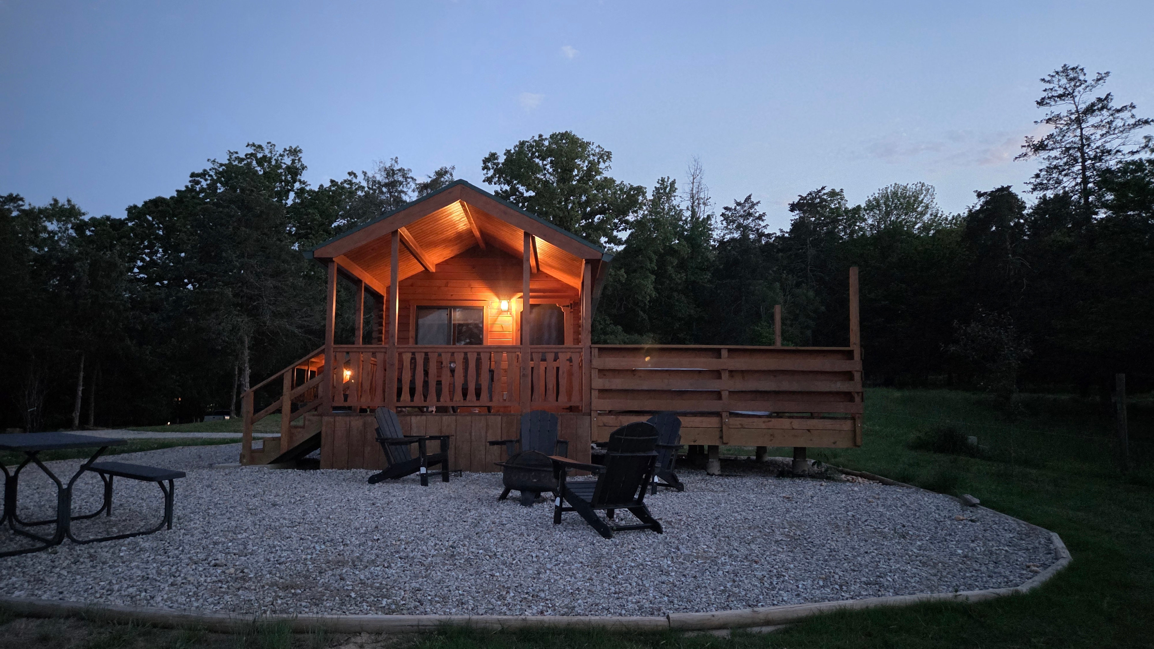 2 Cozy Cabins Near Hot Springs