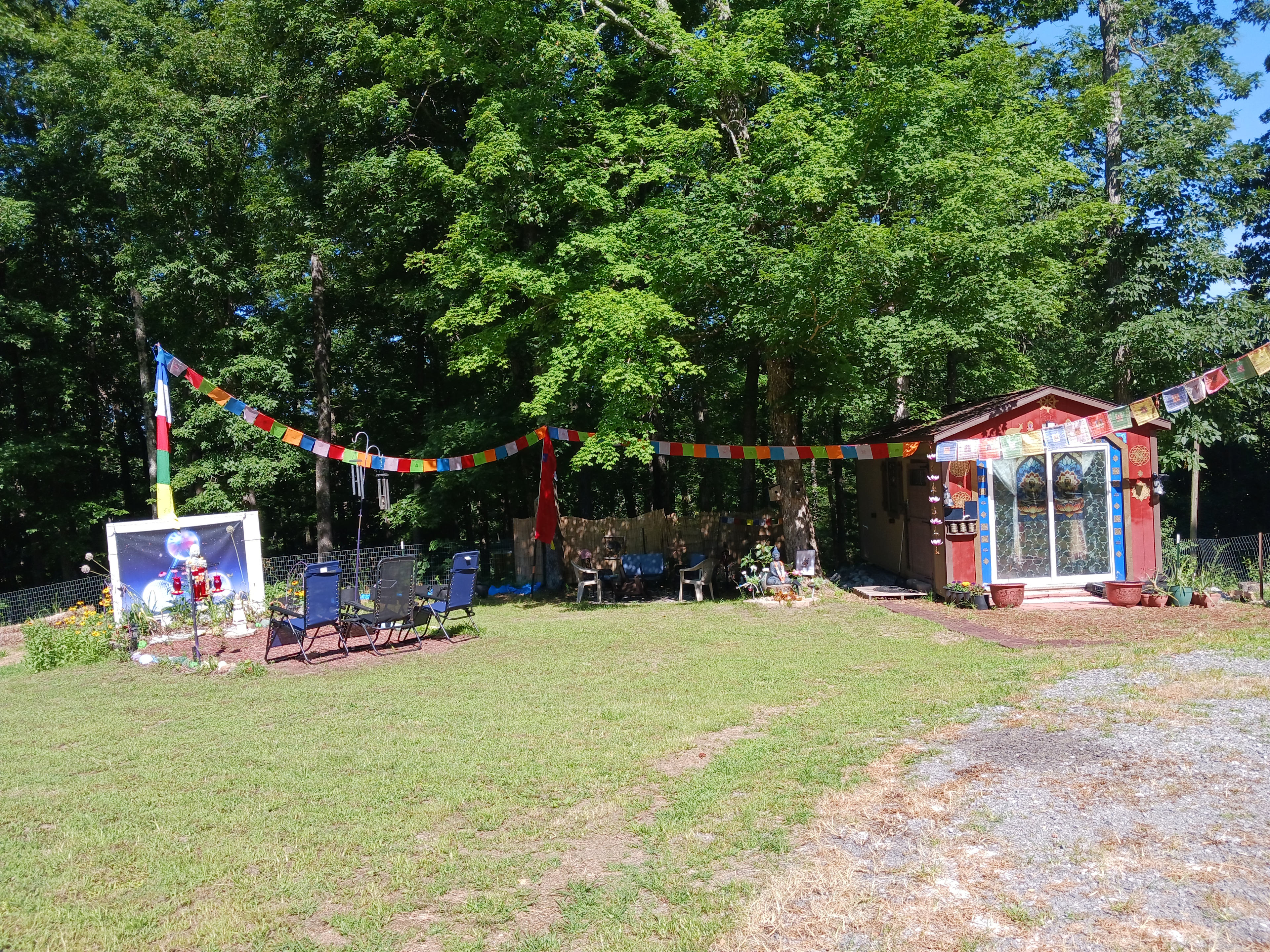 3 Jewels Peace Garden
