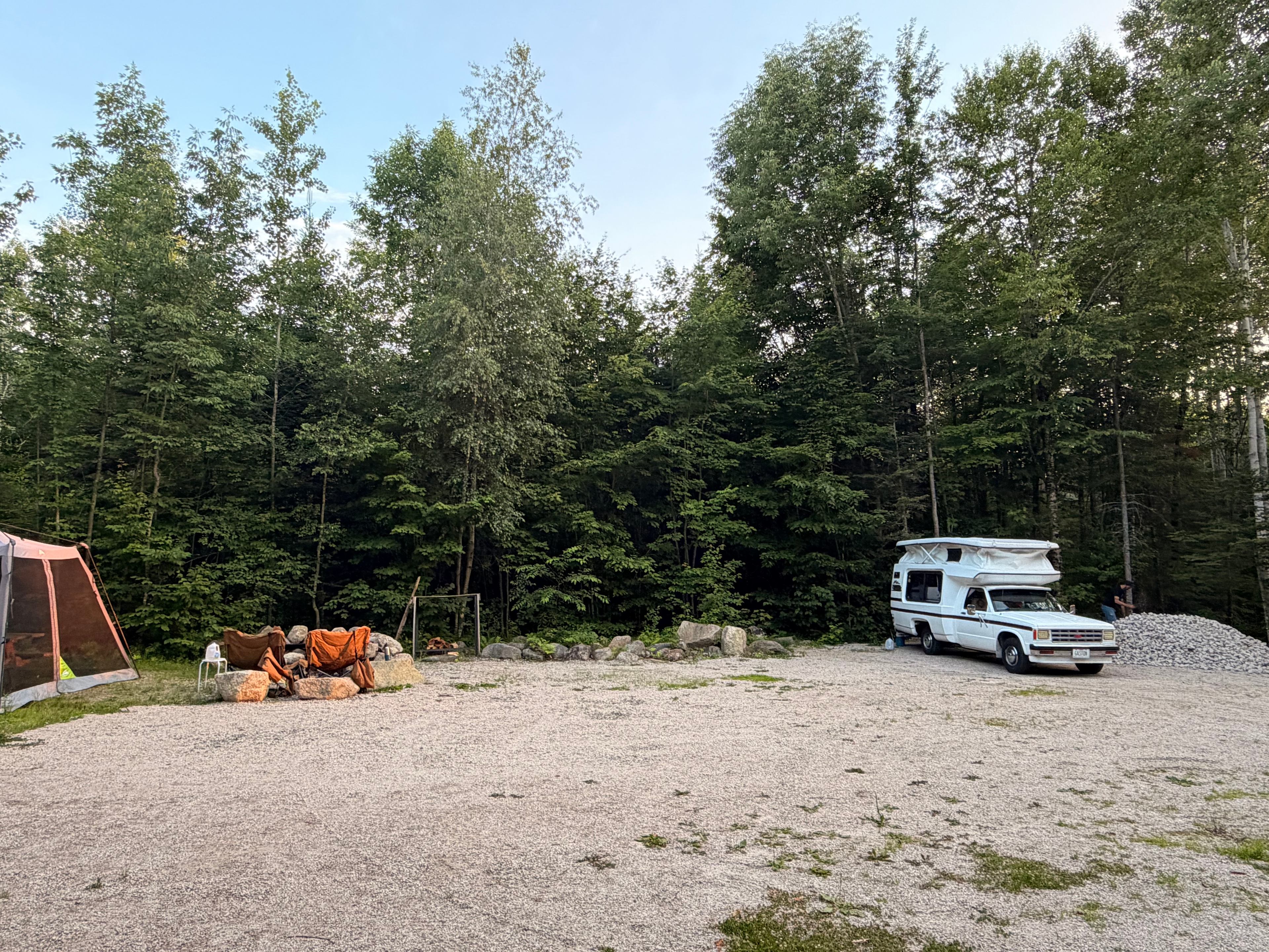Secluded Camp Convenient Location