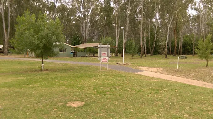 Corowa Caravan Park on the Murray River