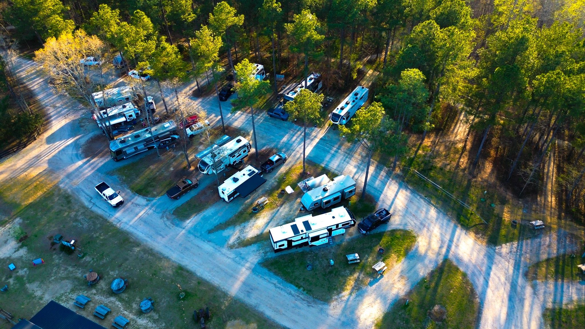 Camp at The Farm - Outside Inn
