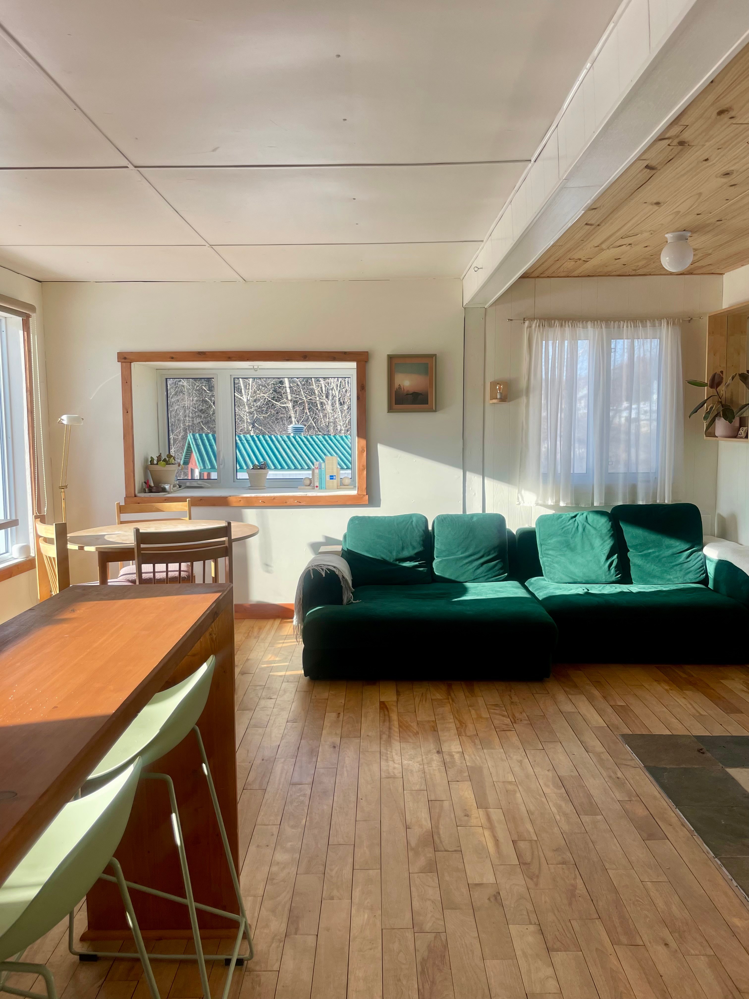 Cabane lumineuse et confortable