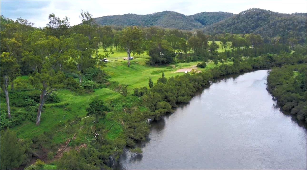 On The Clarence Camping - Right on the River