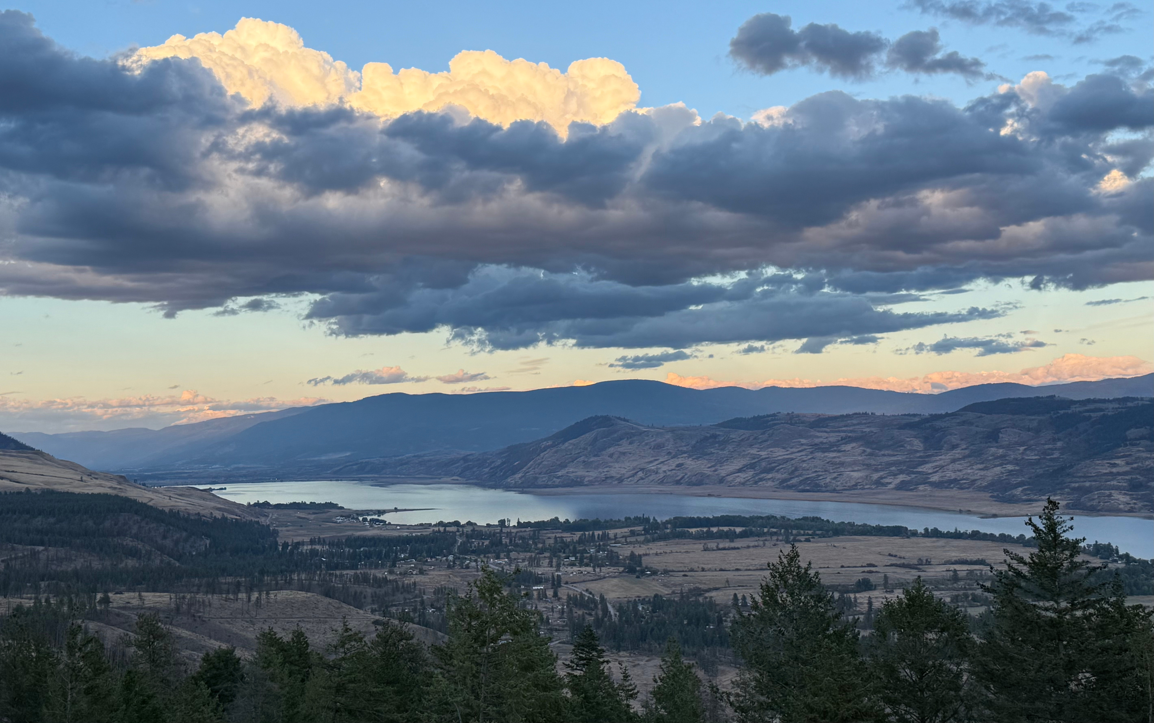 SkyRidge Lookout