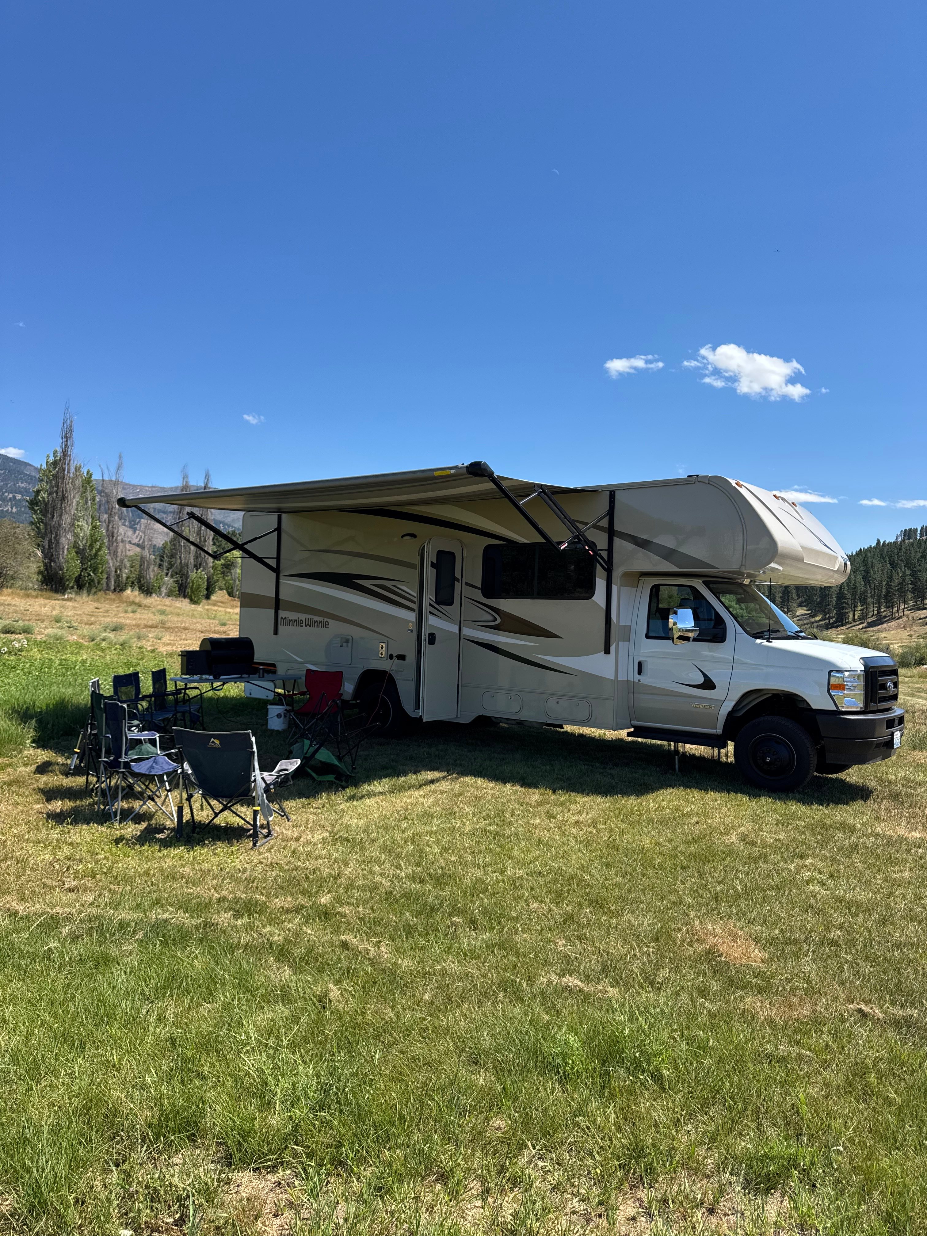 Silverline Lakeside Resort