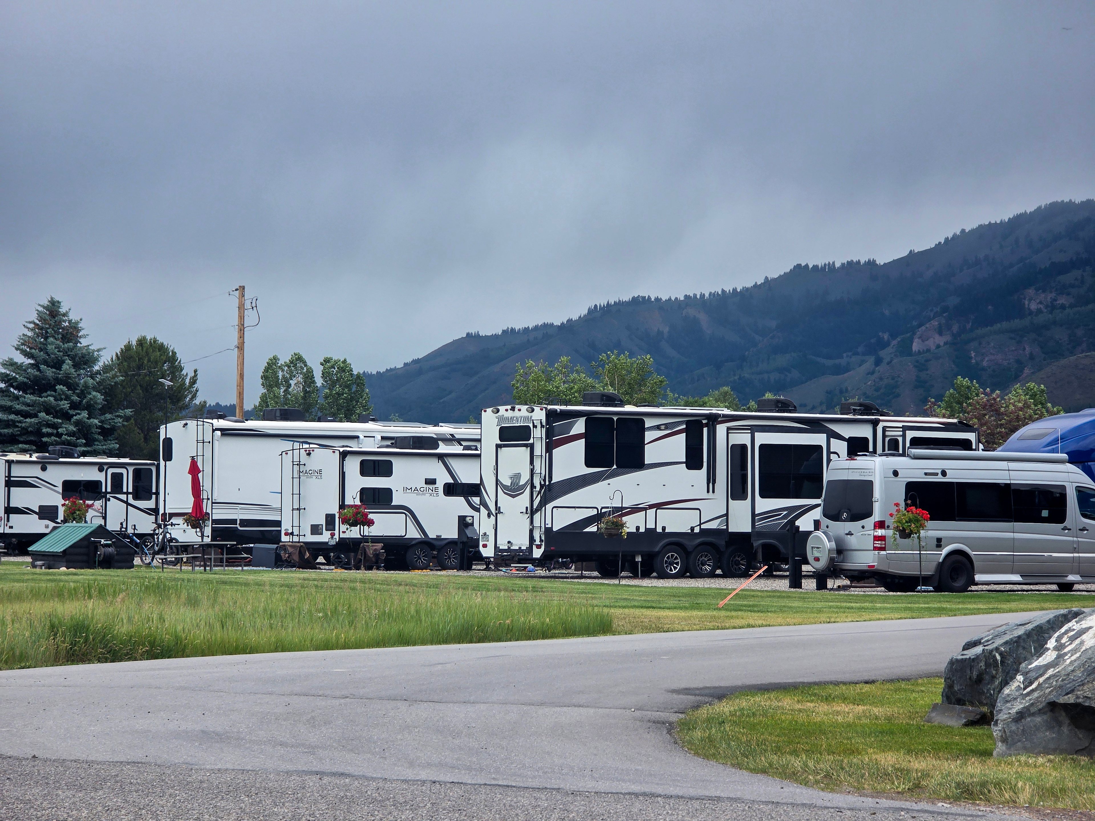 Palisades Reservoir RV Retreat