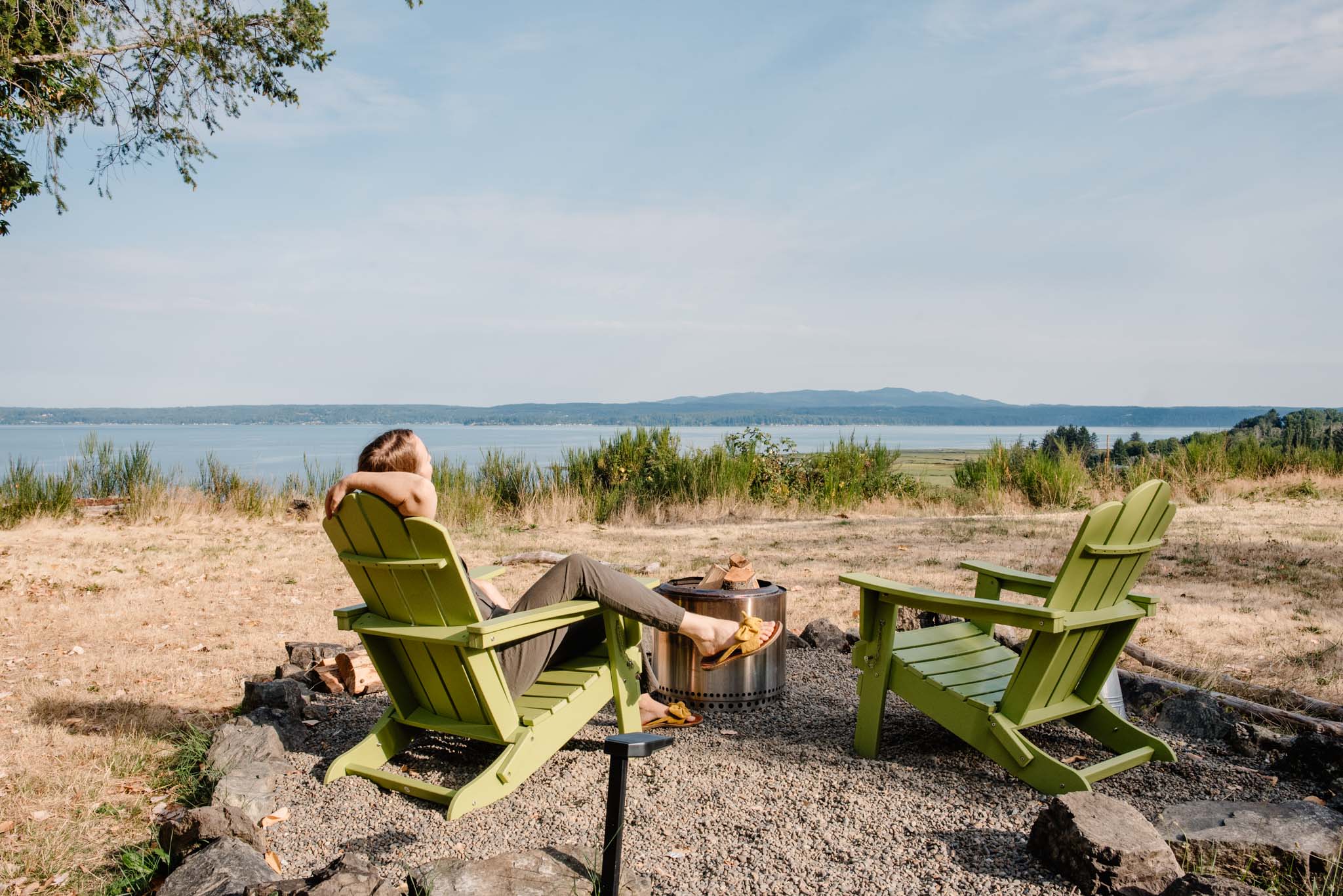 Chairs and fire place provided look at those views