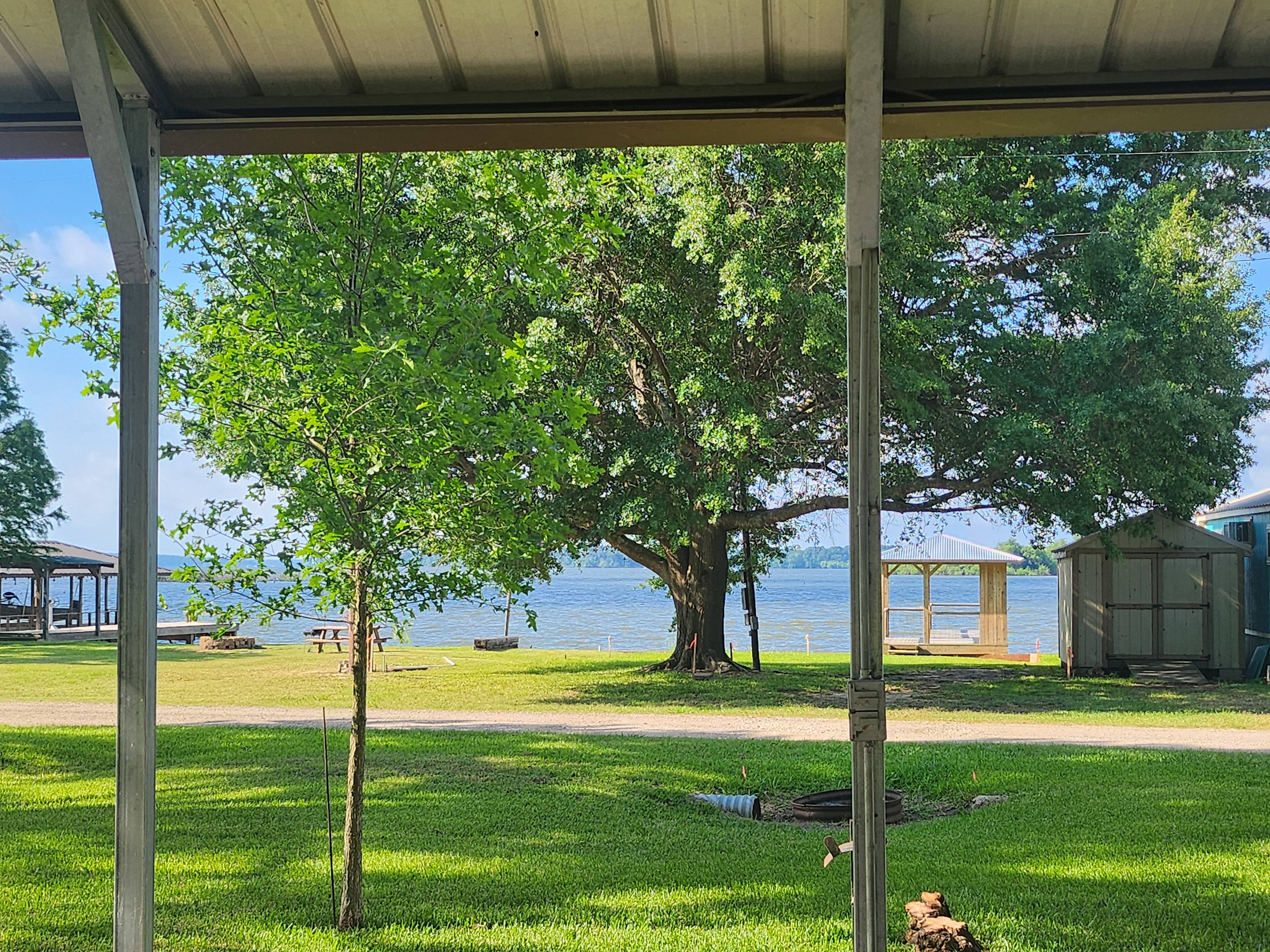 Sportsman's Paradise RV Pad