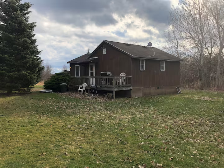 Bay View Cabin