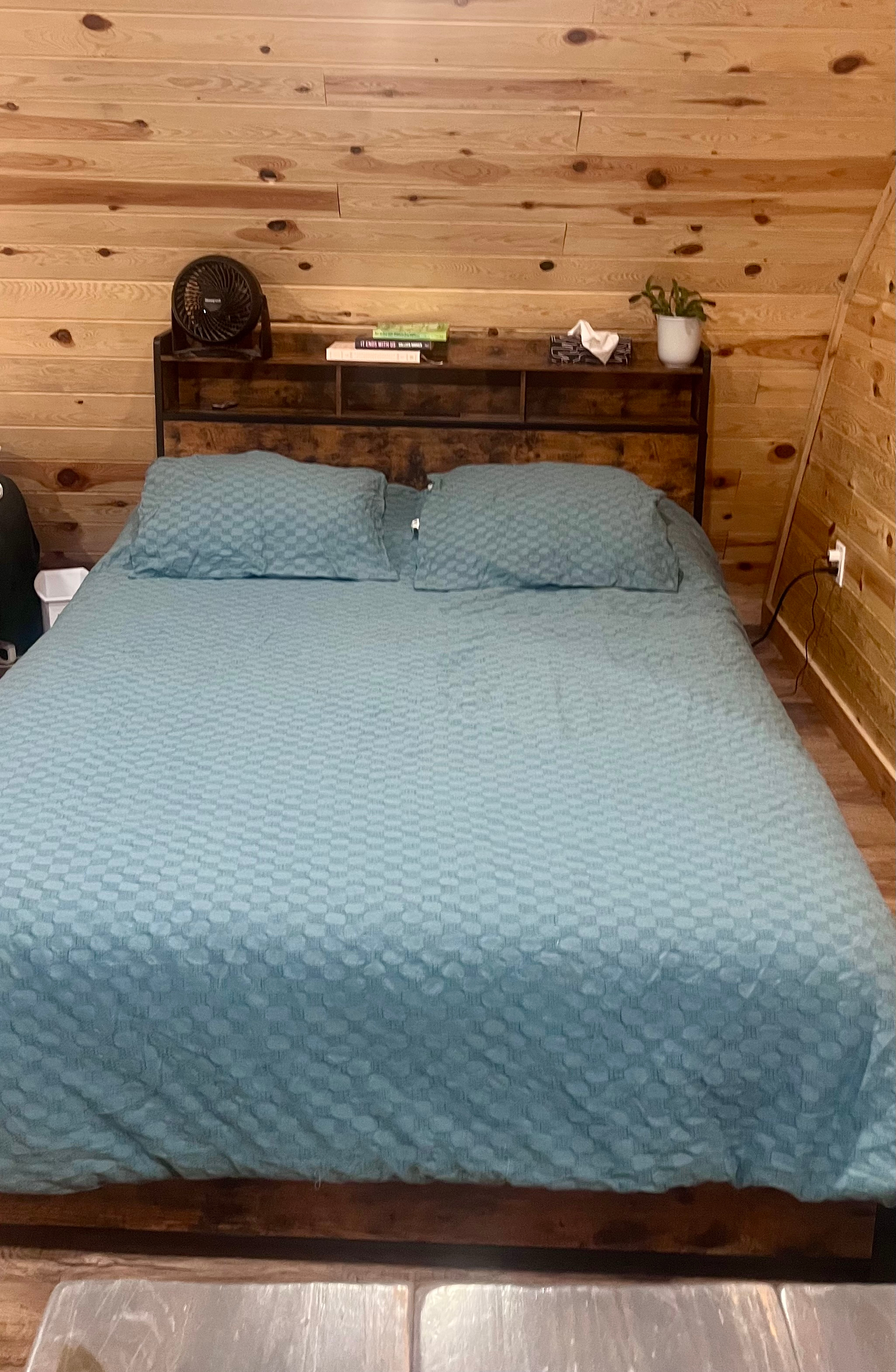 Living Strong’s Little Cabin in the Woods