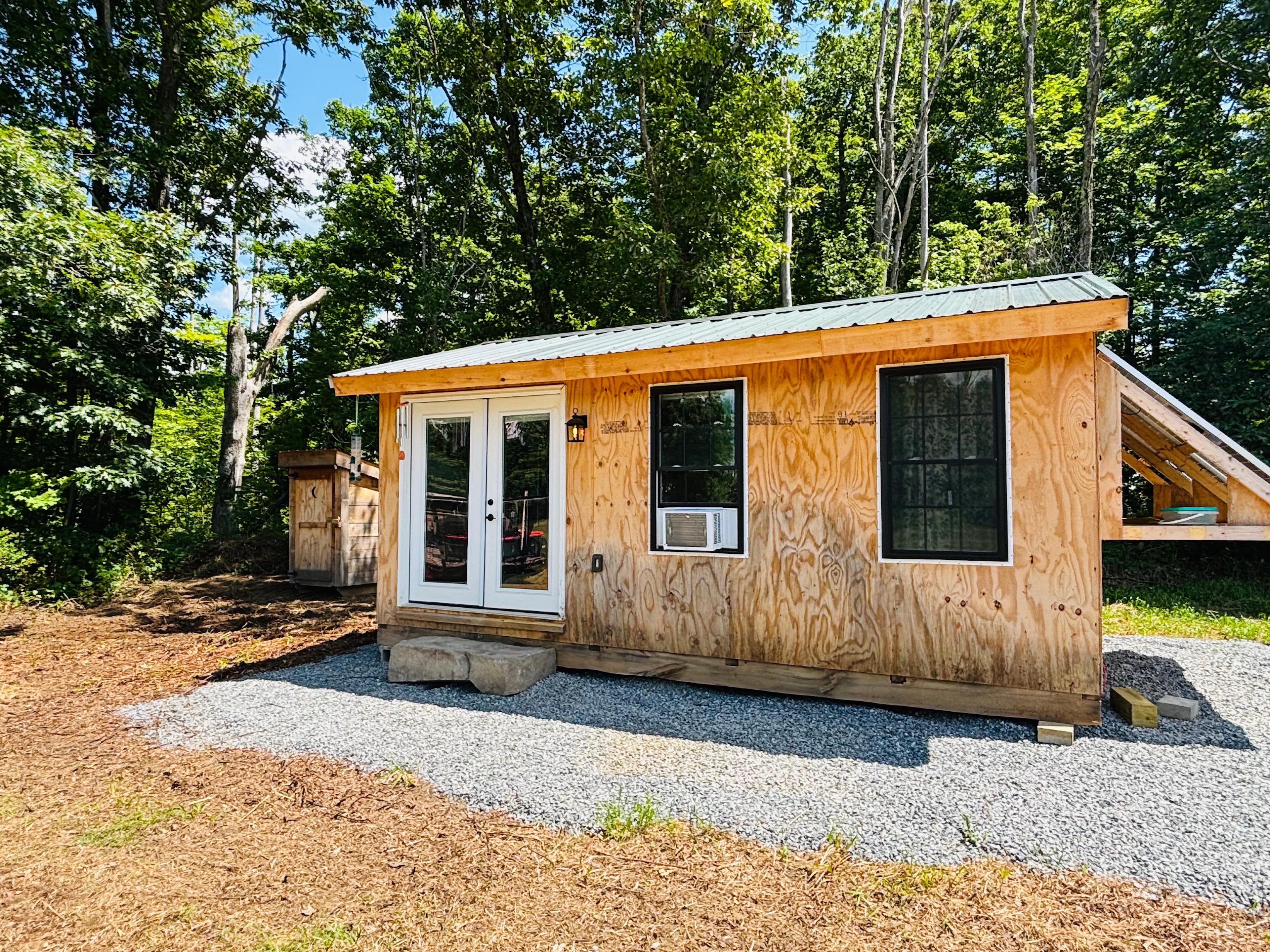 Off Grid Rustic Cabin Retreat