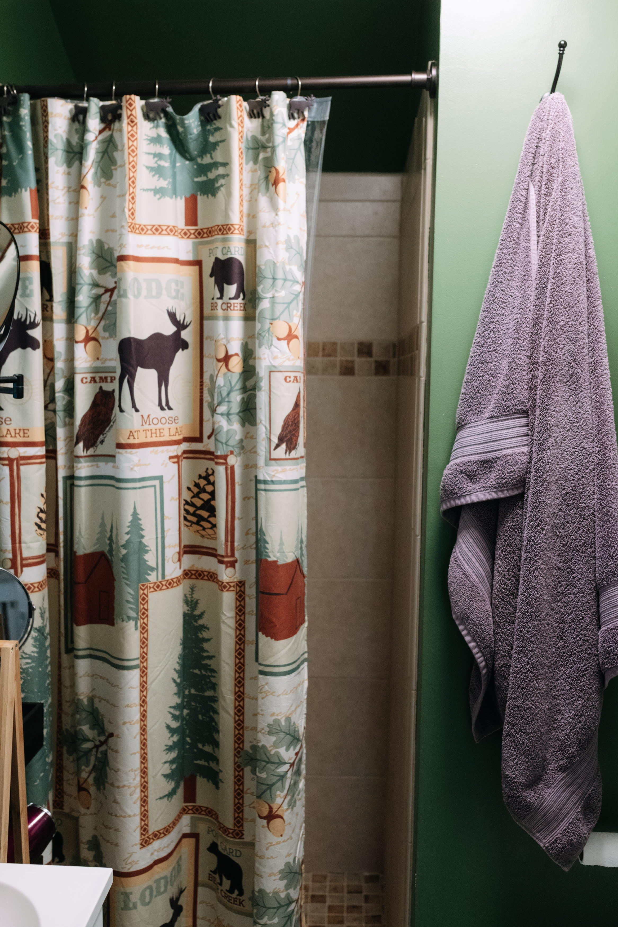 Shower got nice and hot with great water pressure.