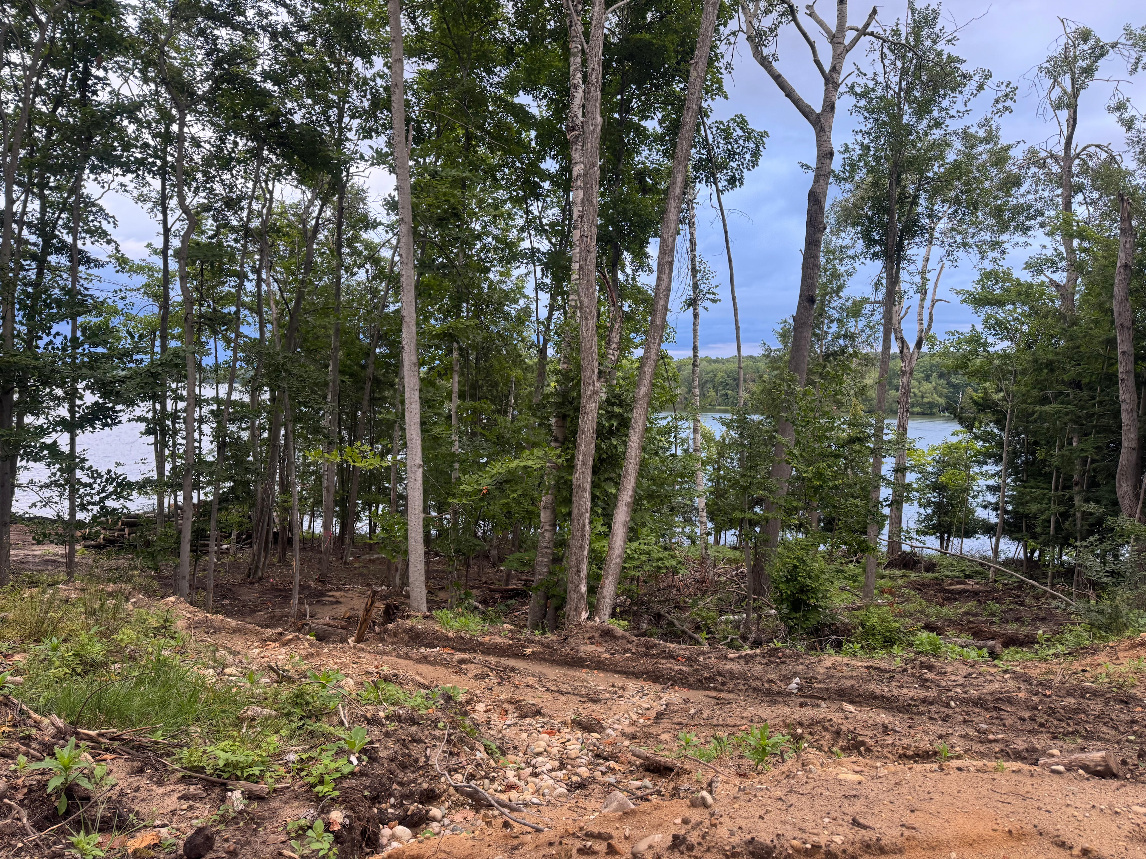 Munro Lake Hideaway