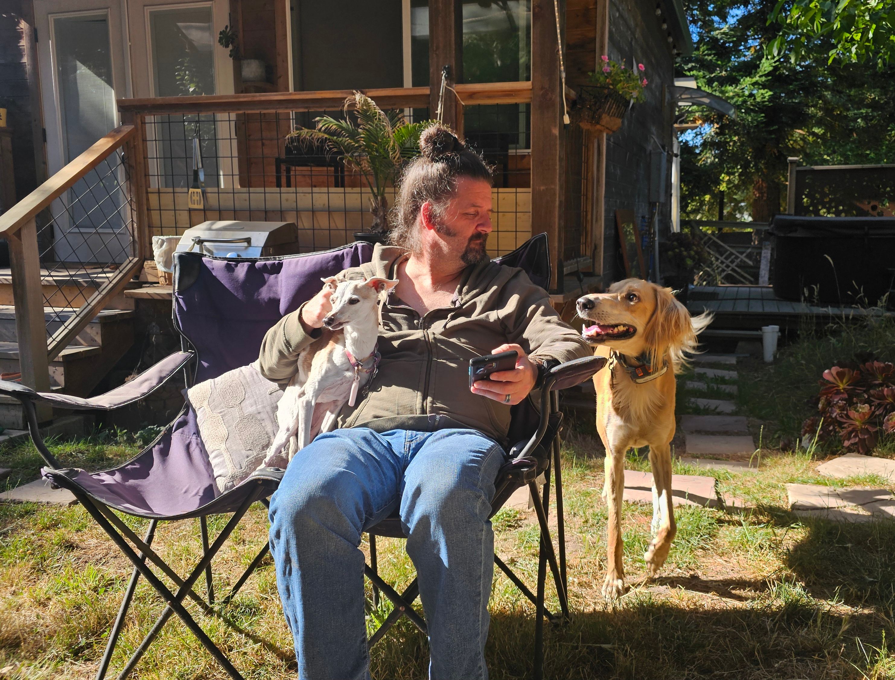 Sunday morning with the pups