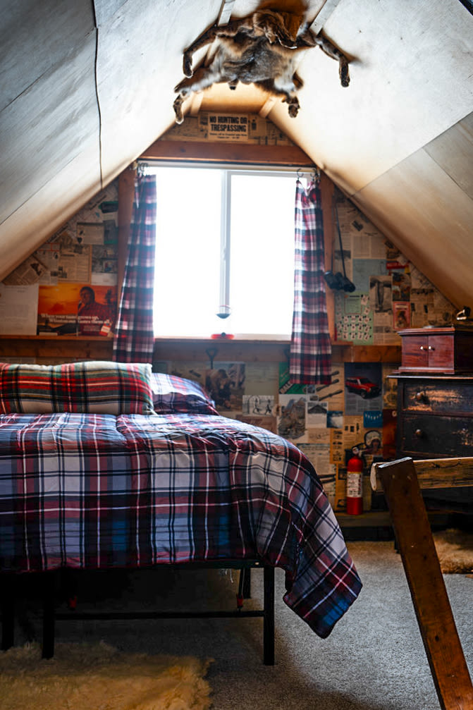 Little Cabin On the Meadow/Off-Grid