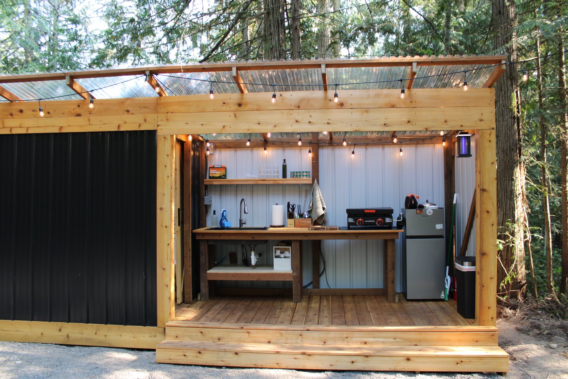 Under the Cedars - Glamping experience w/Hot Tub