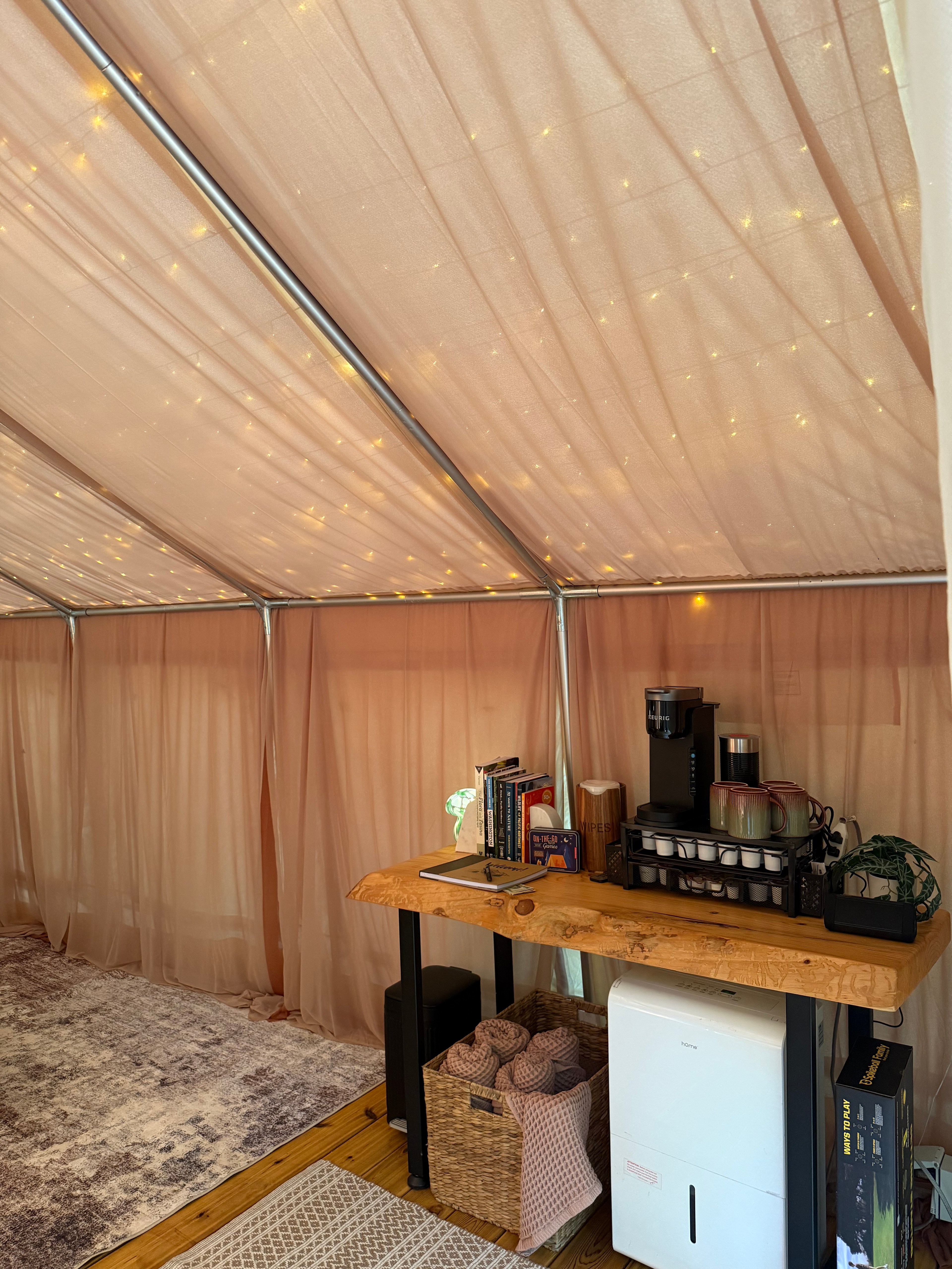 Under the Cedars - Glamping experience w/Hot Tub
