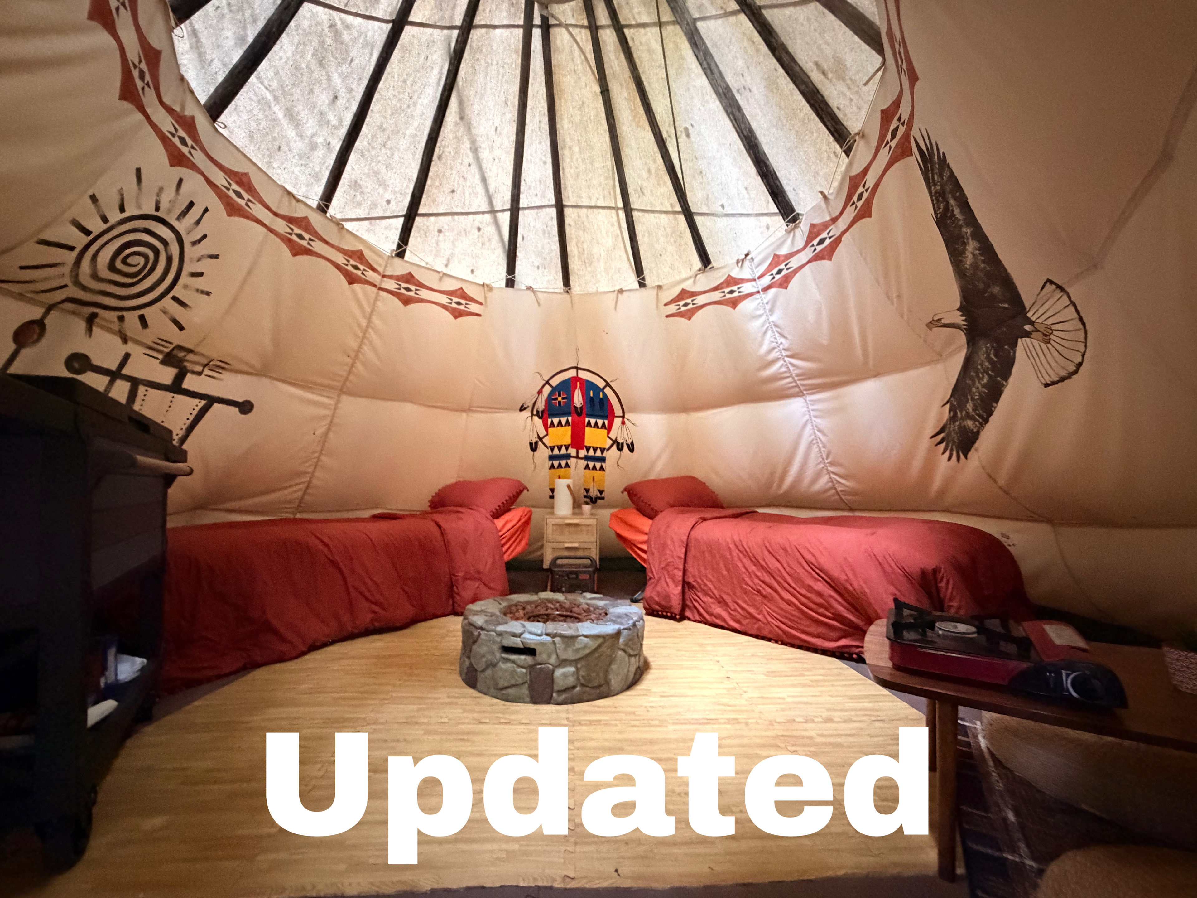 The waŋblí tipi
