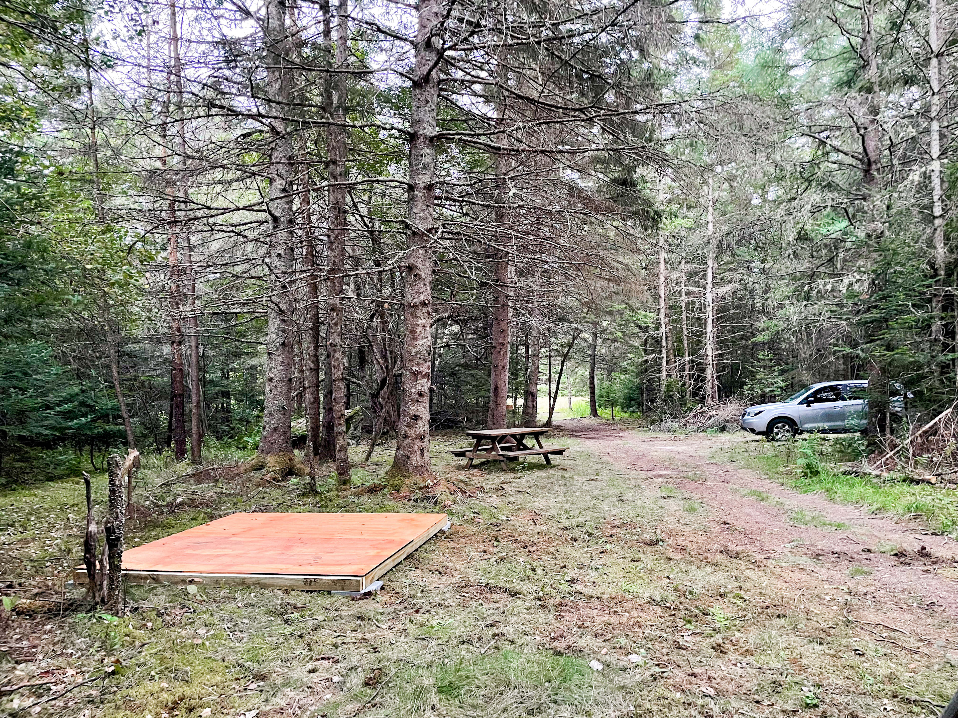 8x8 platform for tents with picnic table and parking 
