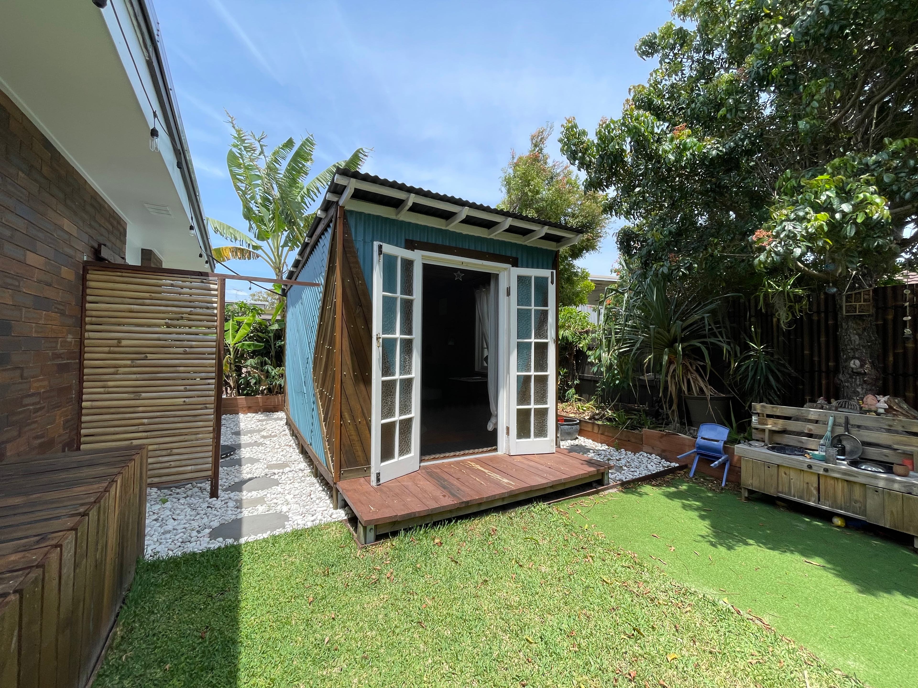 Bespoke Upcycled Cabin in Tropical Paradise