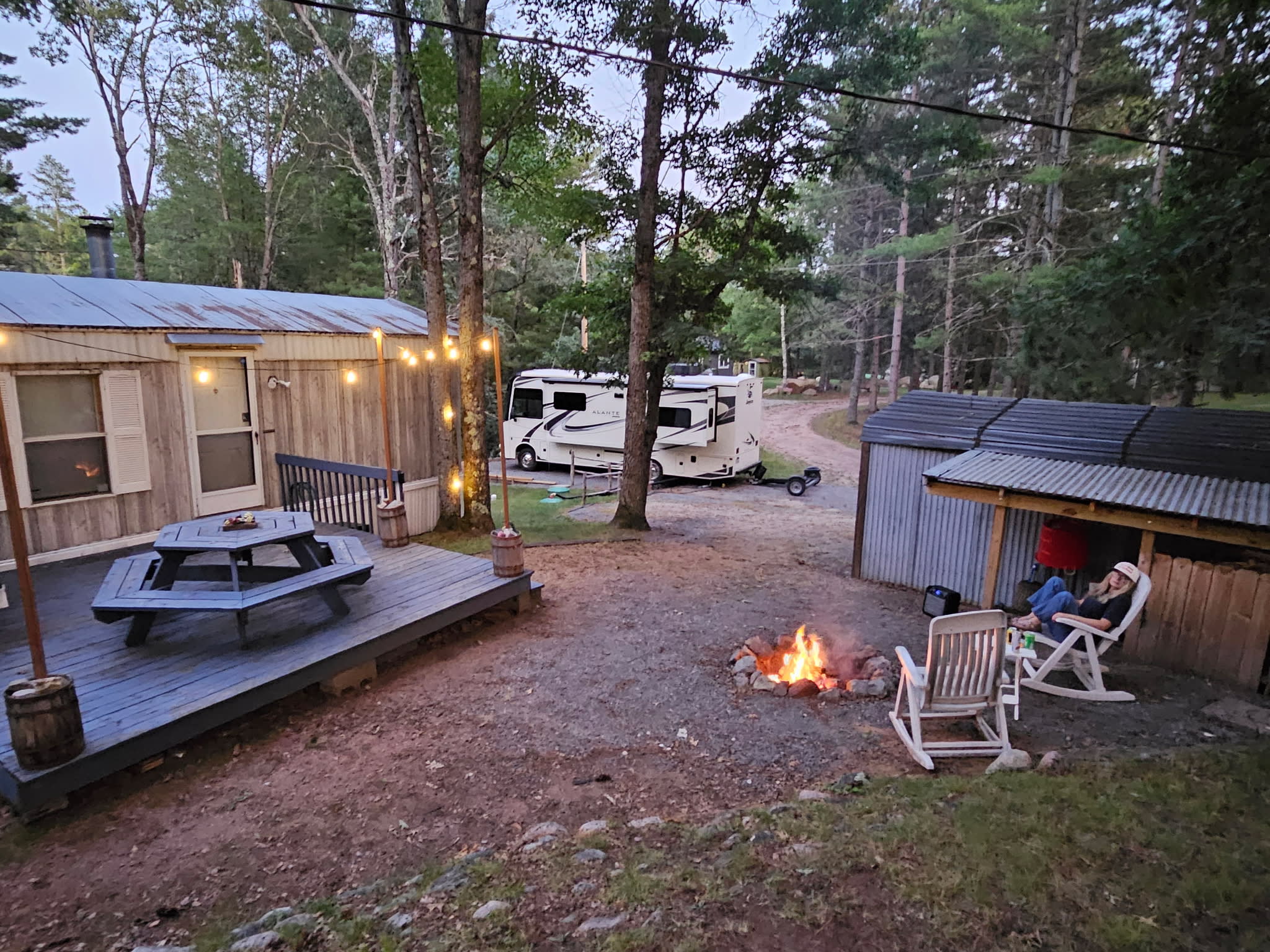 Kings Kamp with lake access