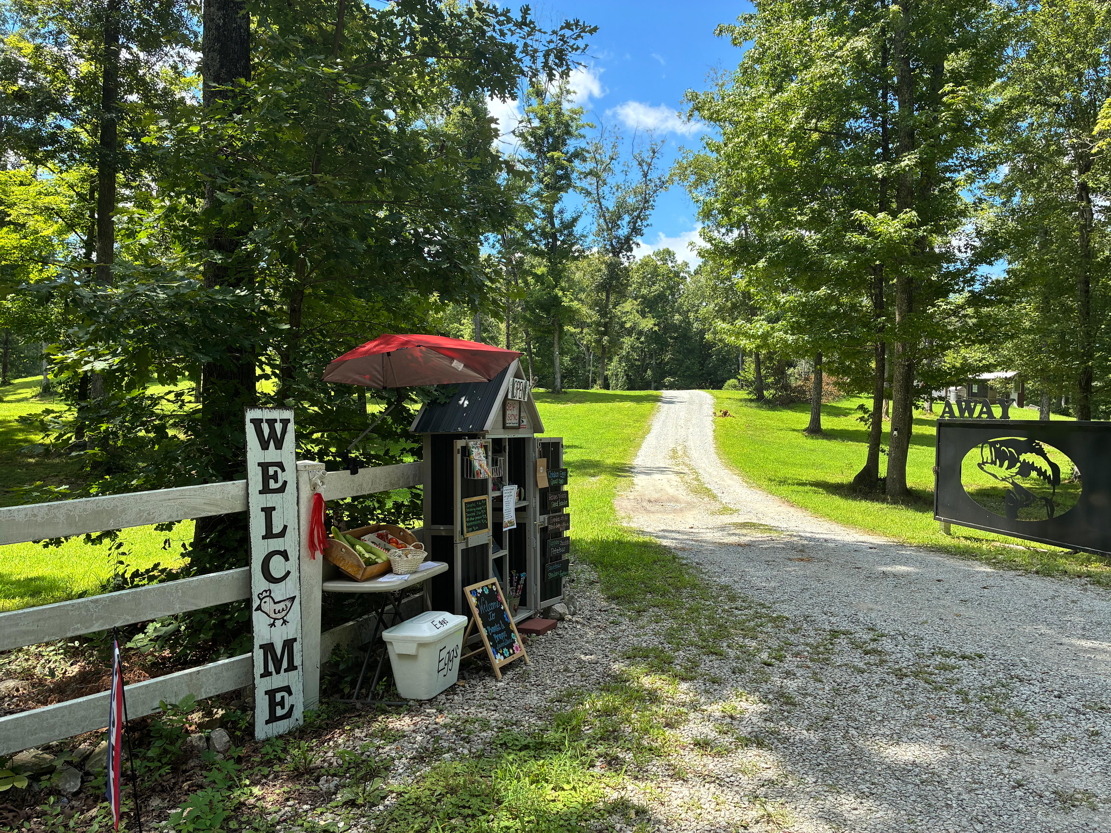 Bawks & Braaps Farm