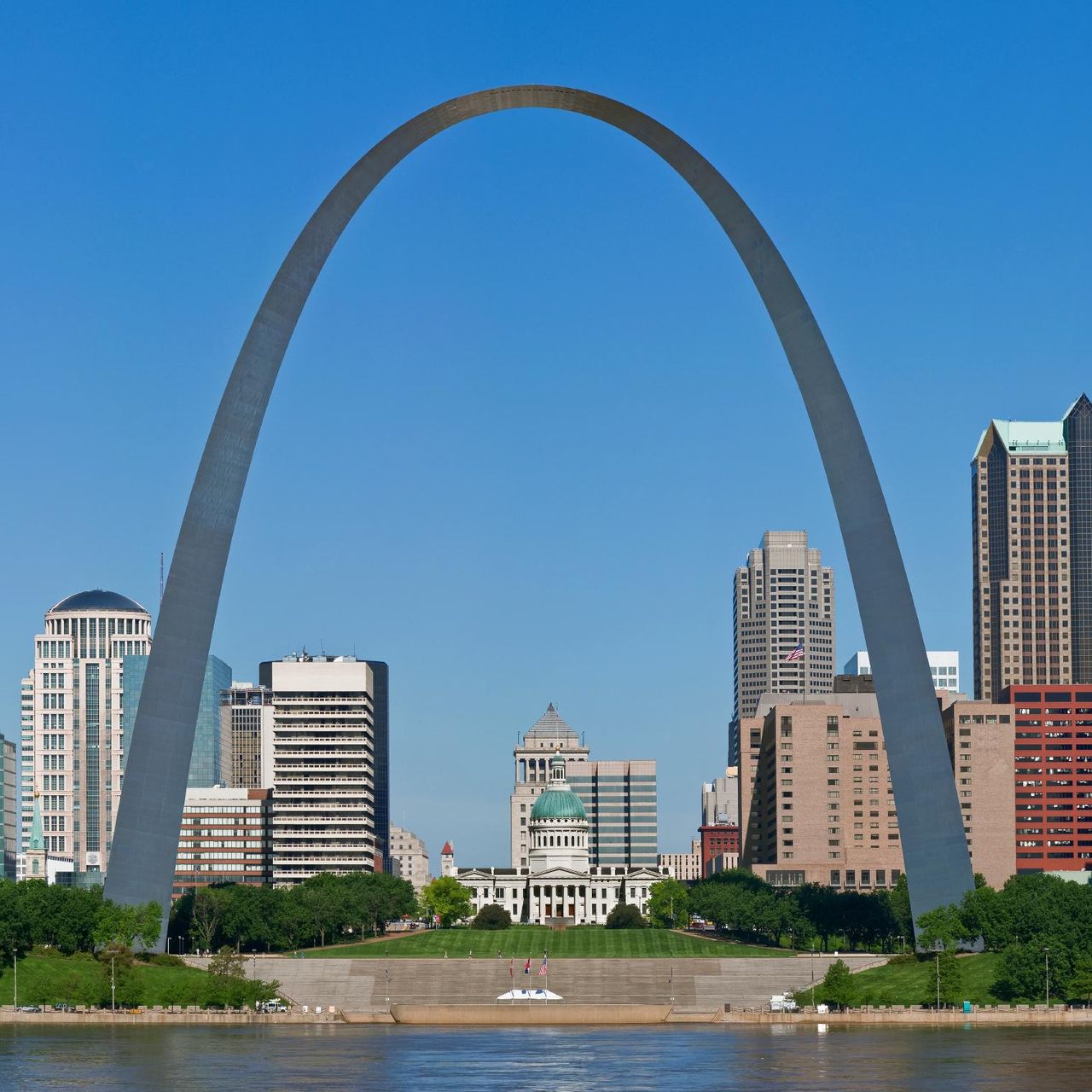 The Commonwealth (St. Louis)