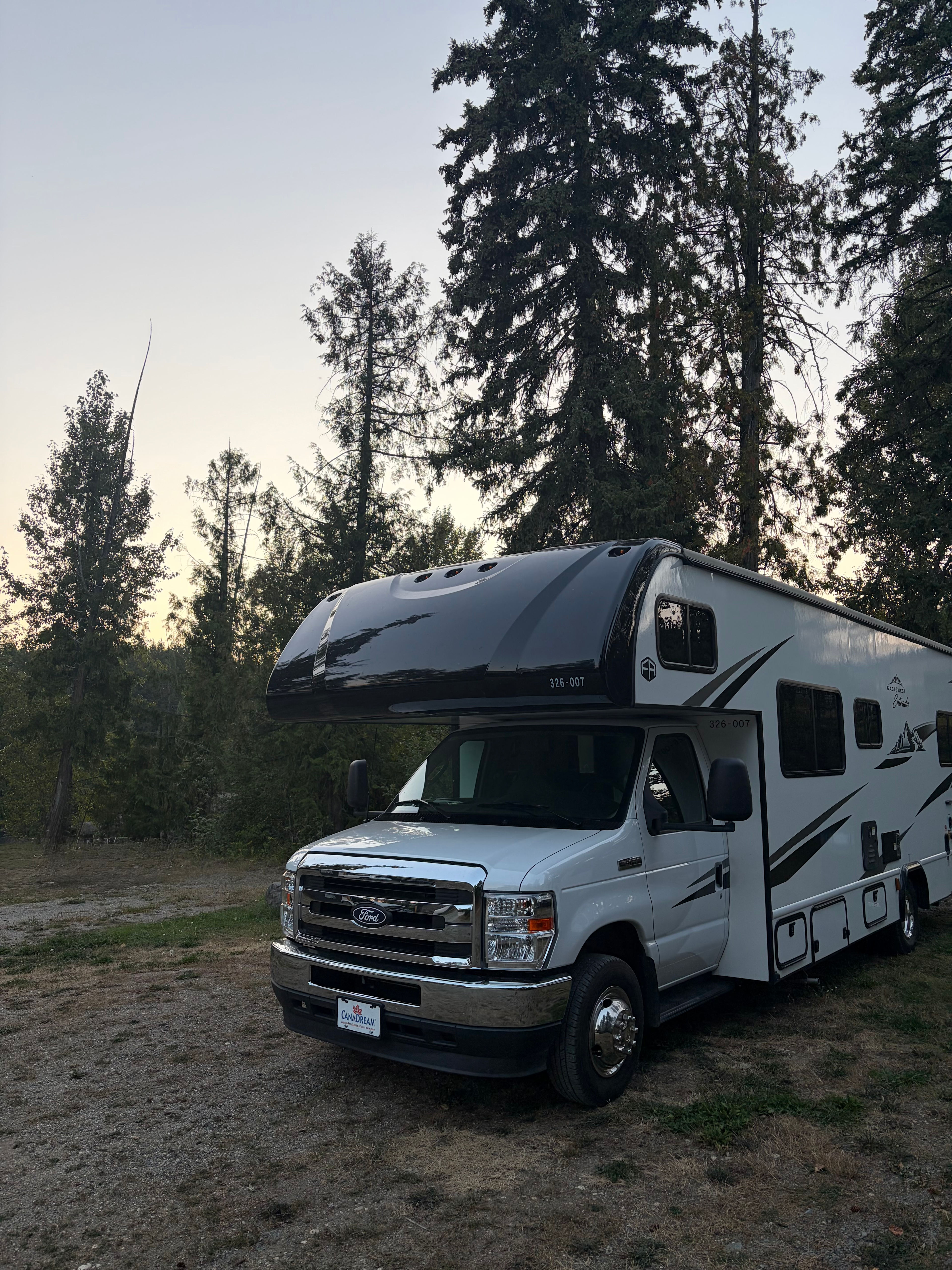 Wells Gray | River's Edge Retreat