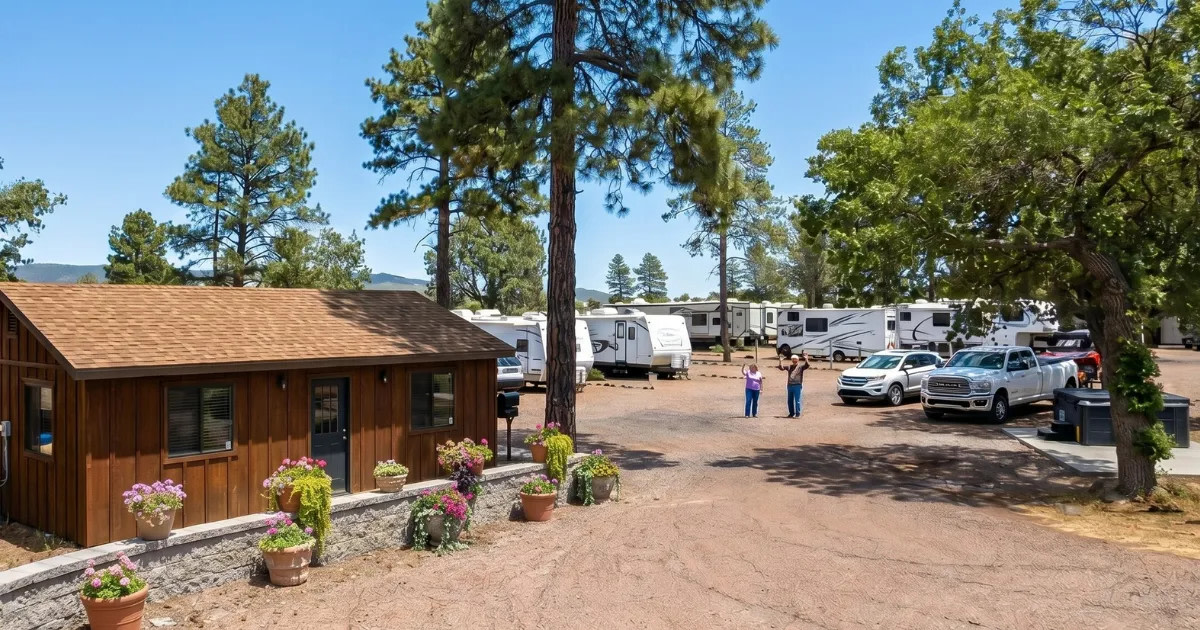 Paradise RV & MHC
