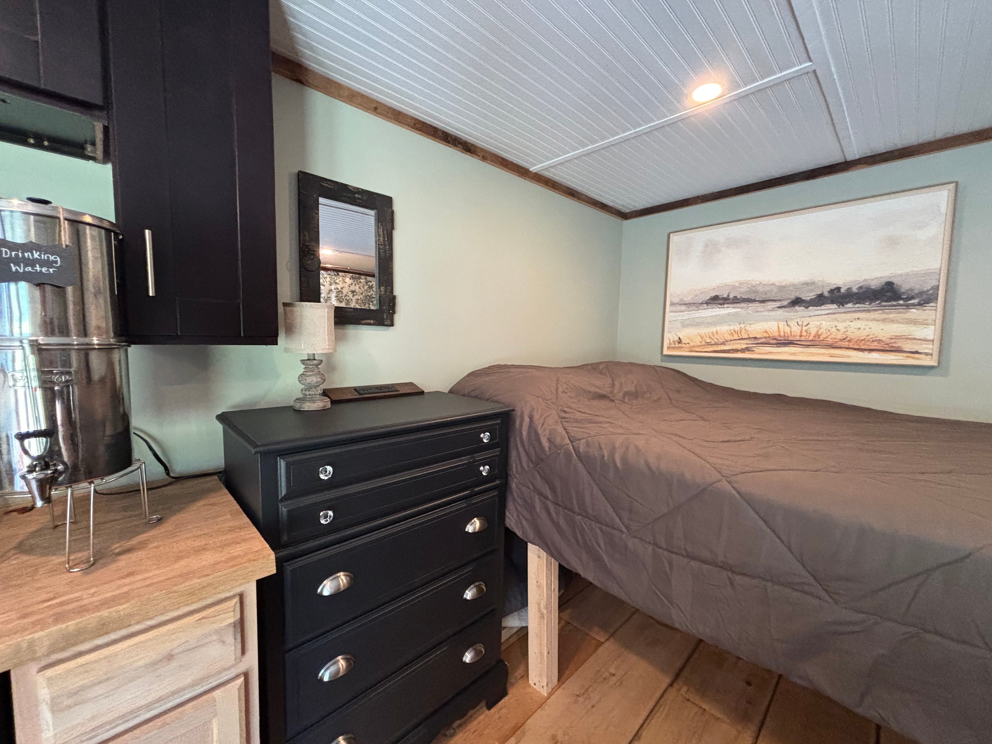 Off Grid Rustic Cabin Retreat