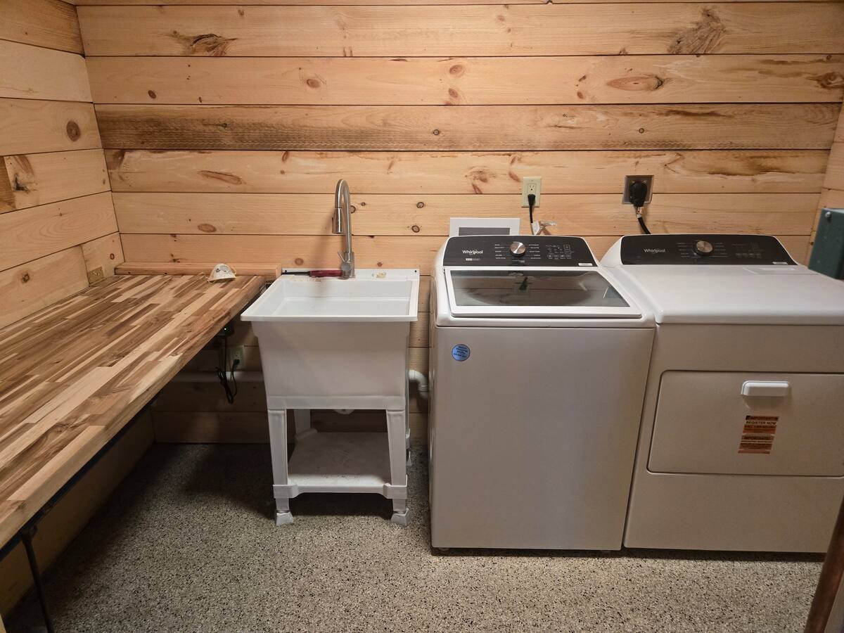 Lil' Bunker Cabin