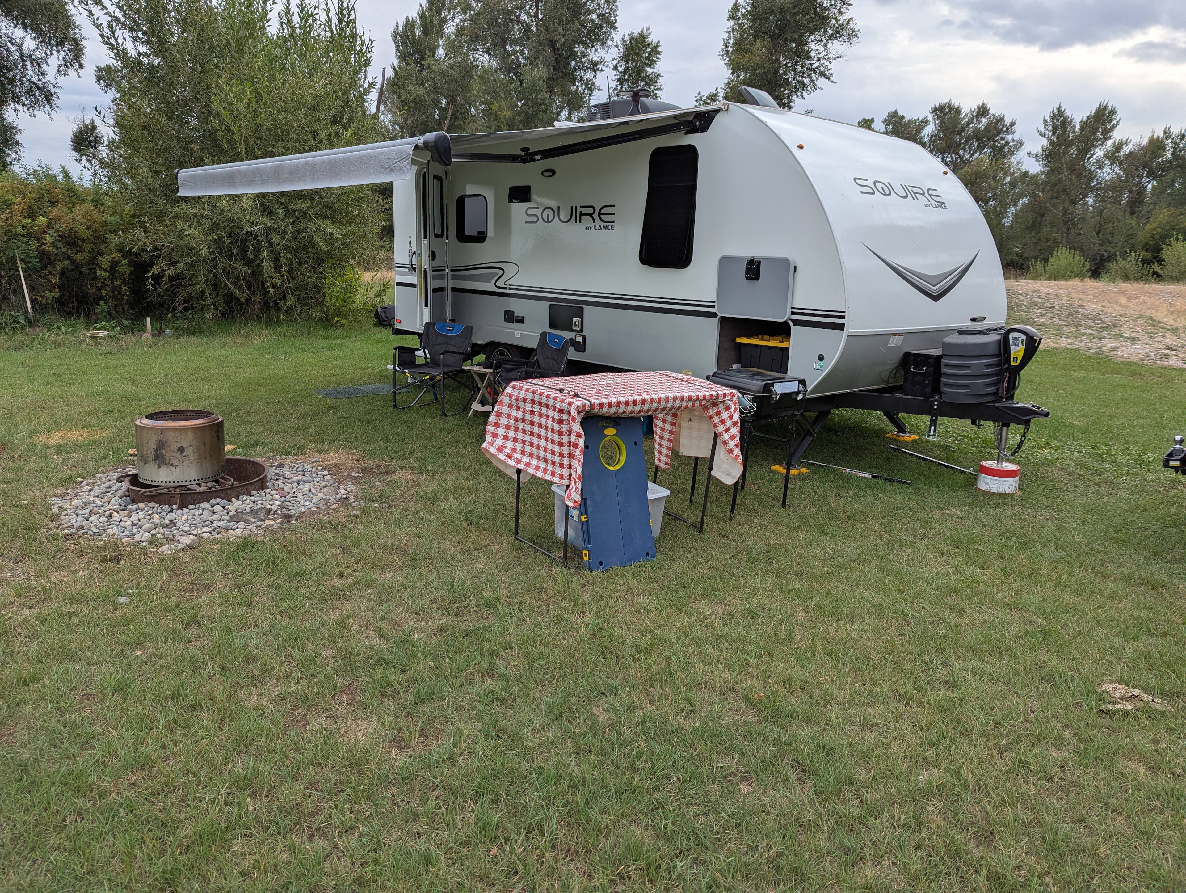 Riverside Retreat-Rigby