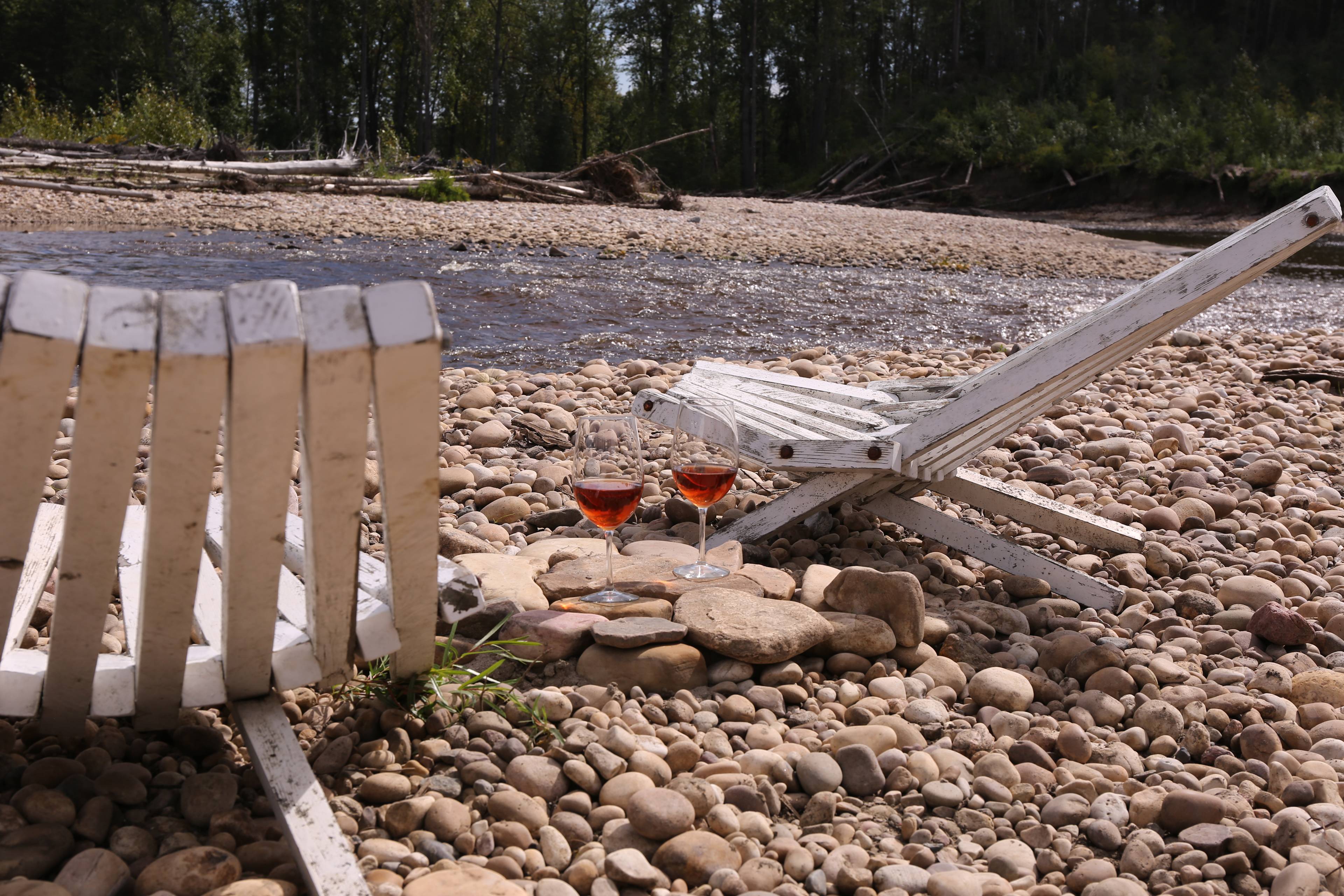 At The River — Secluded Cabin