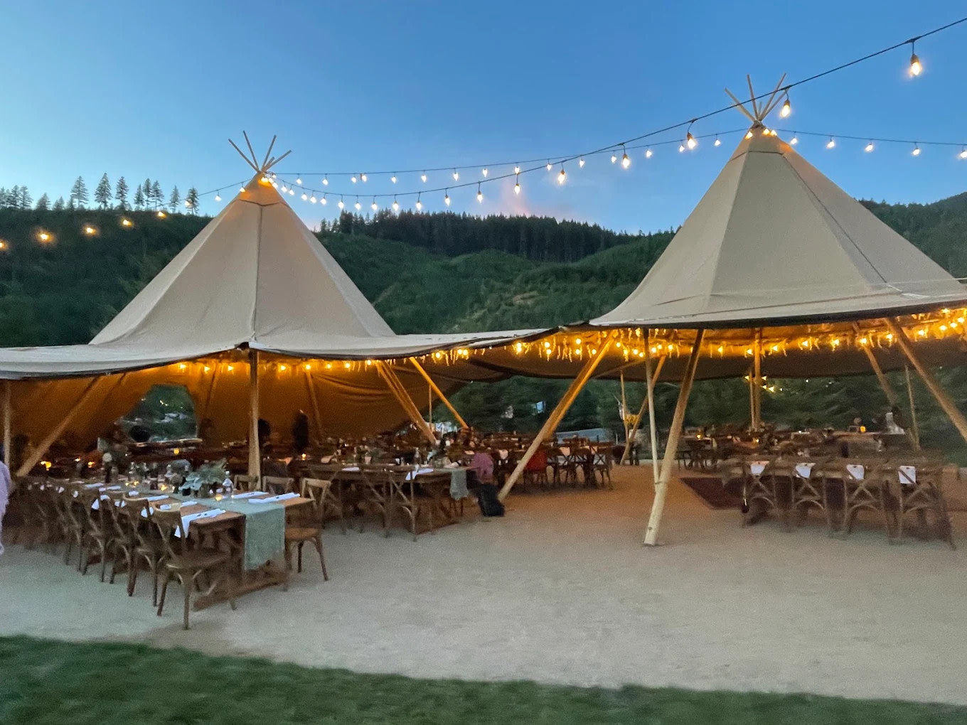 Columbia Gorge Getaways Resort