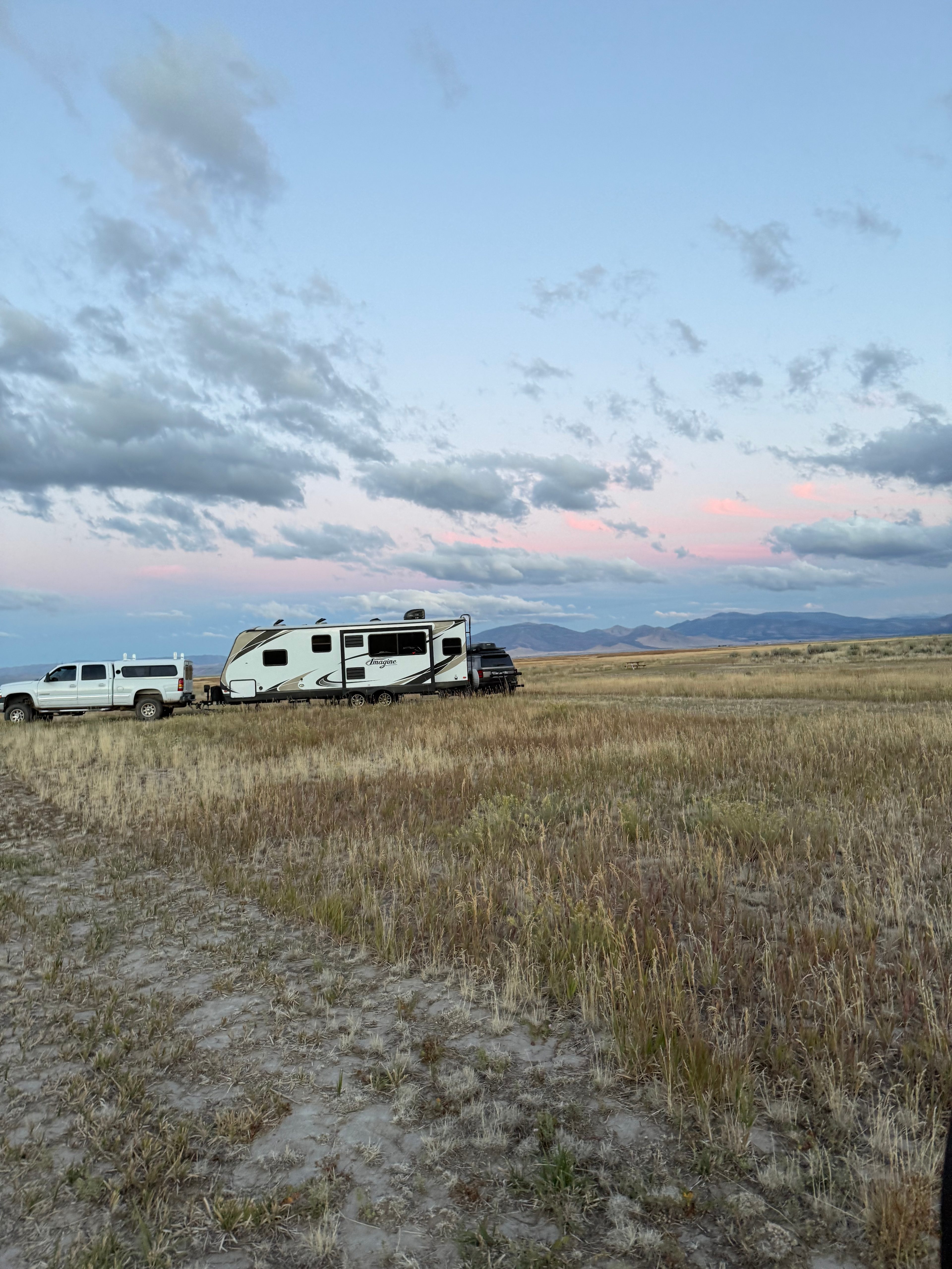 Sierra Farms Meadow View Camp Sites